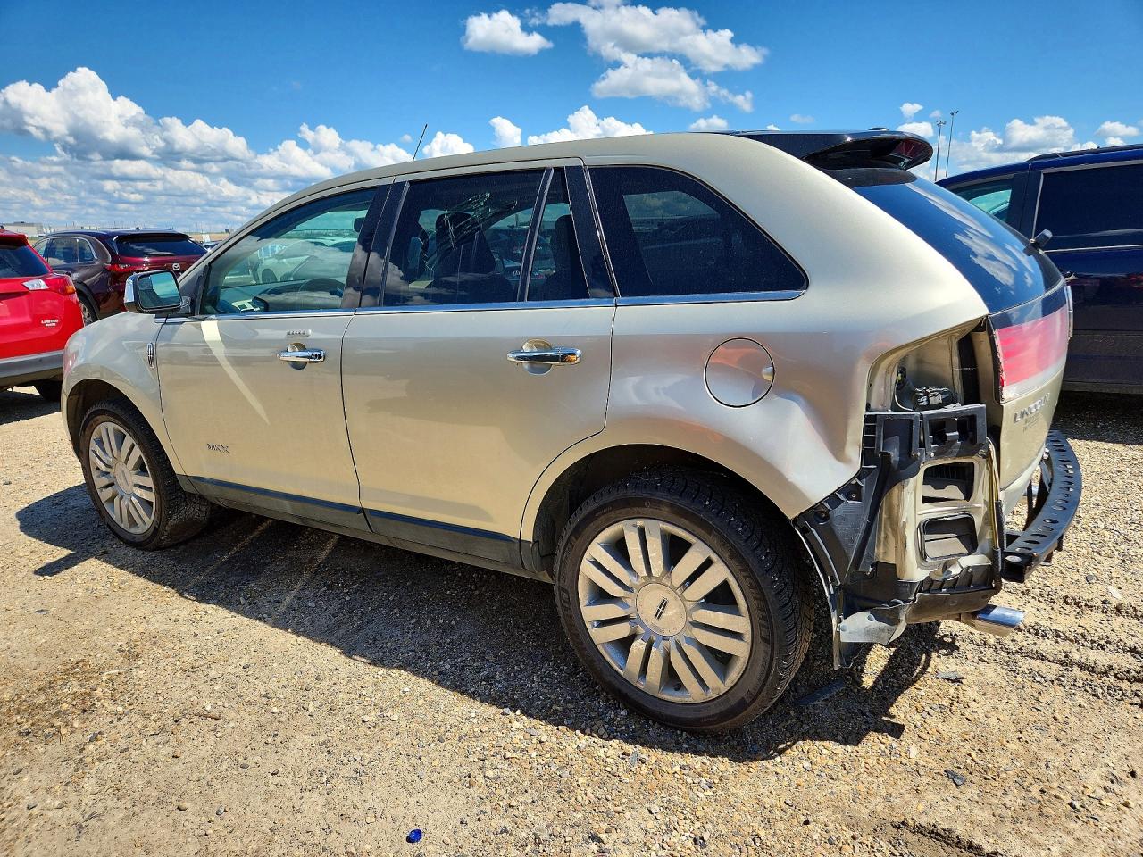 2010 Lincoln Mkx Gold vin: 2LMDJ8JC6ABJ00366