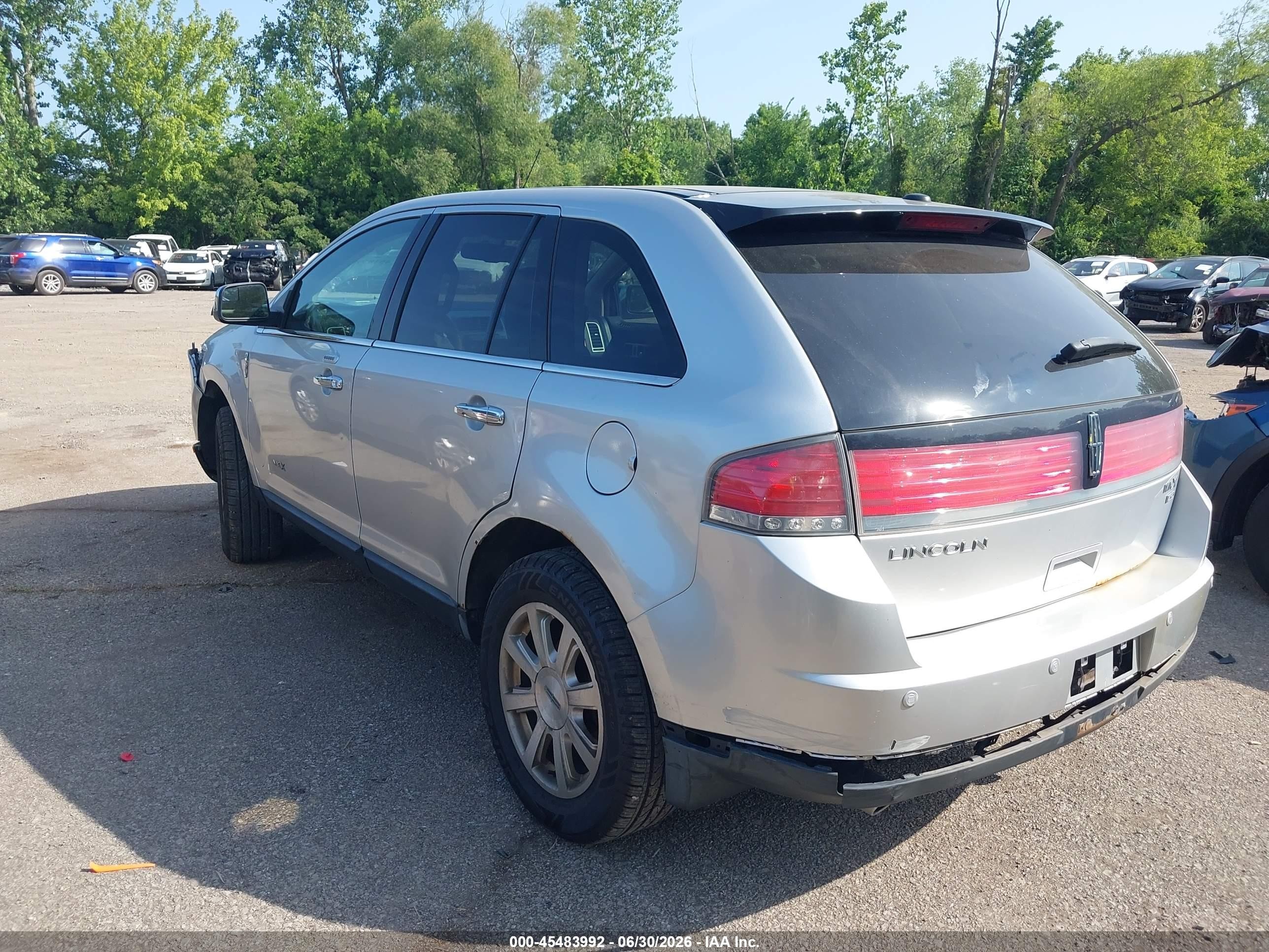 2010 Lincoln Mkx Silver vin: 2LMDJ8JC7ABJ34168