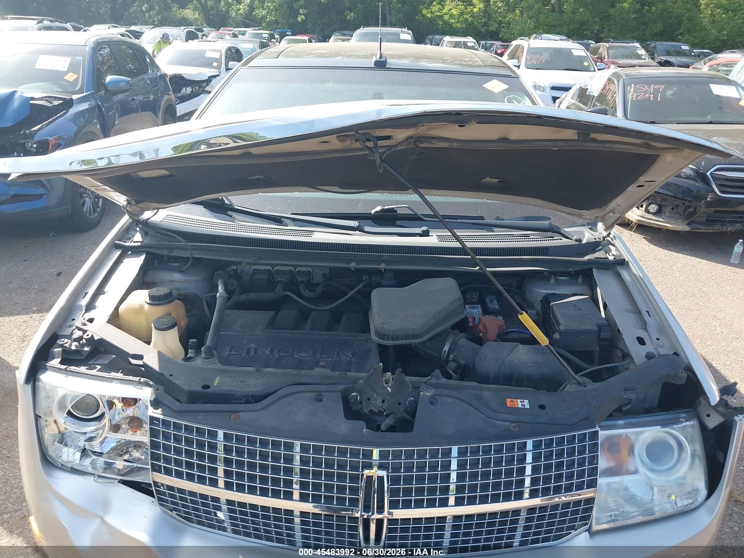 2010 Lincoln Mkx Silver vin: 2LMDJ8JC7ABJ34168