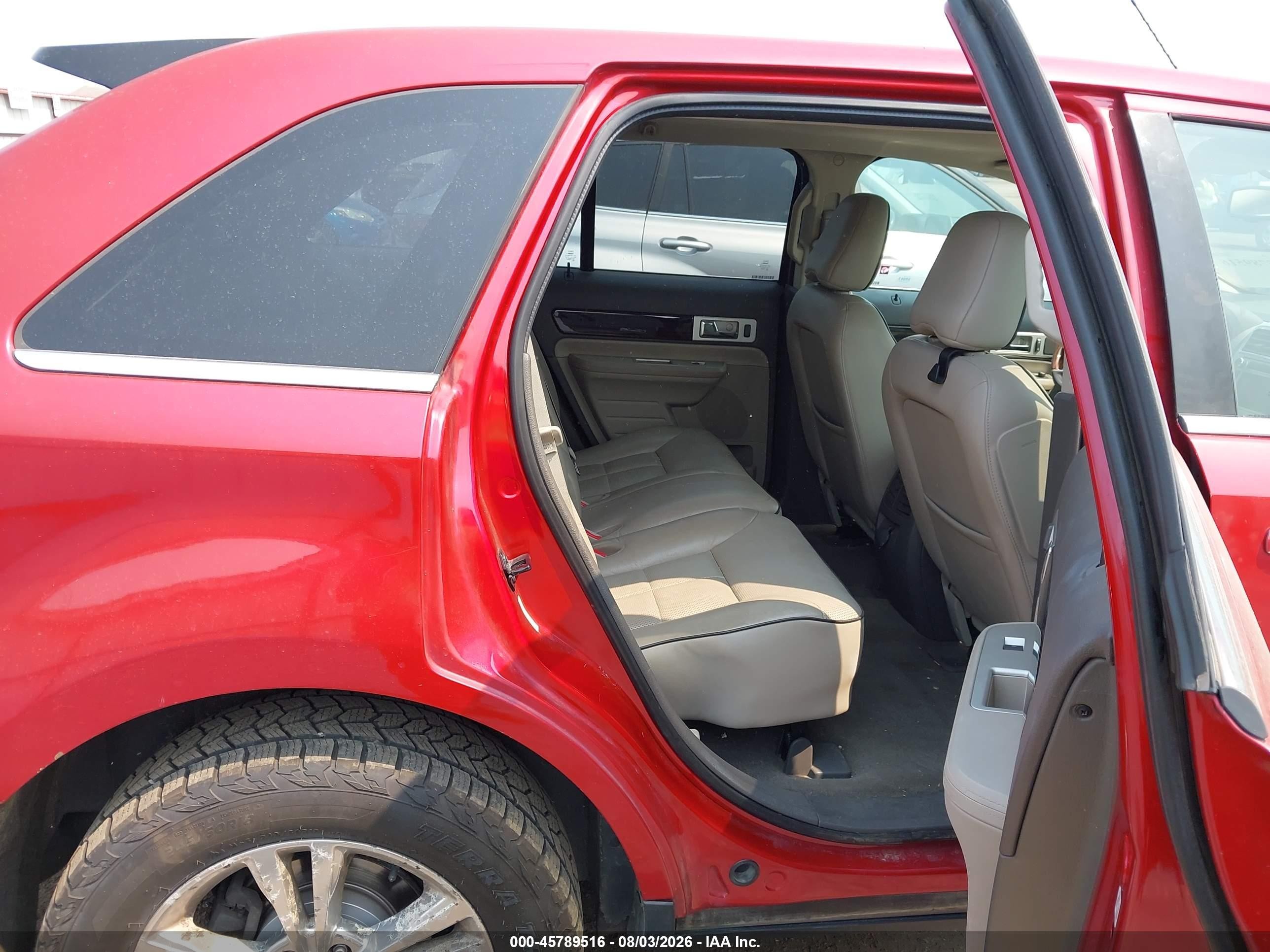 2010 Lincoln Mkx   Red vin: 2LMDJ8JC9ABJ33717
