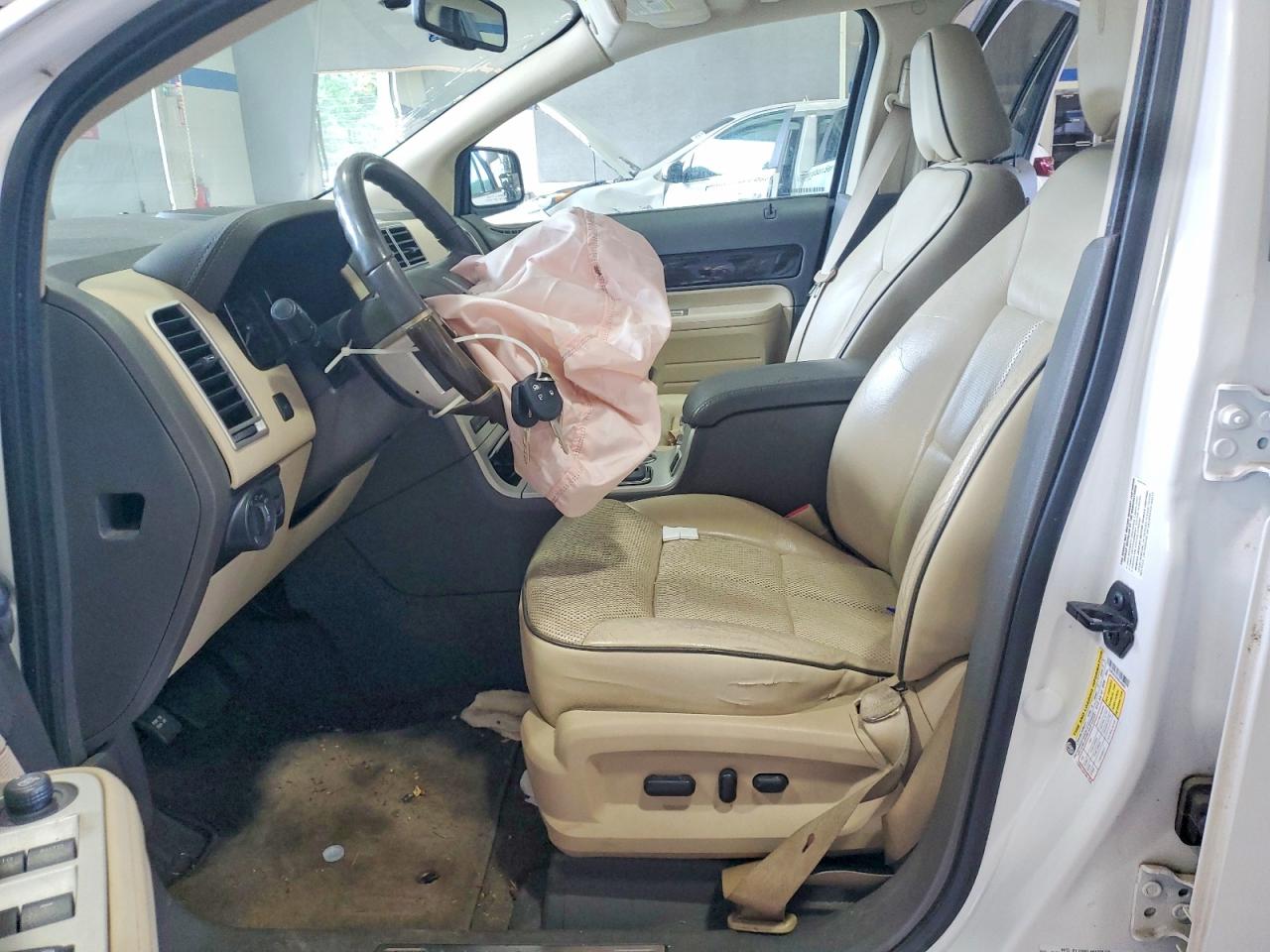 2010 Lincoln Mkx White vin: 2LMDJ8JCXABJ05893