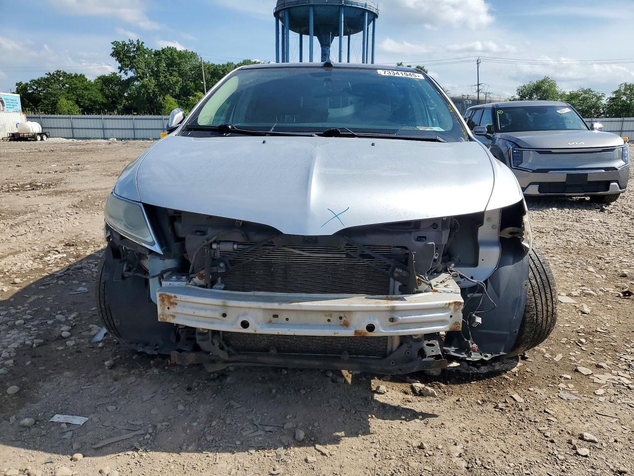 2011 Lincoln Mkx Silver vin: 2LMDJ8JK0BBJ26843
