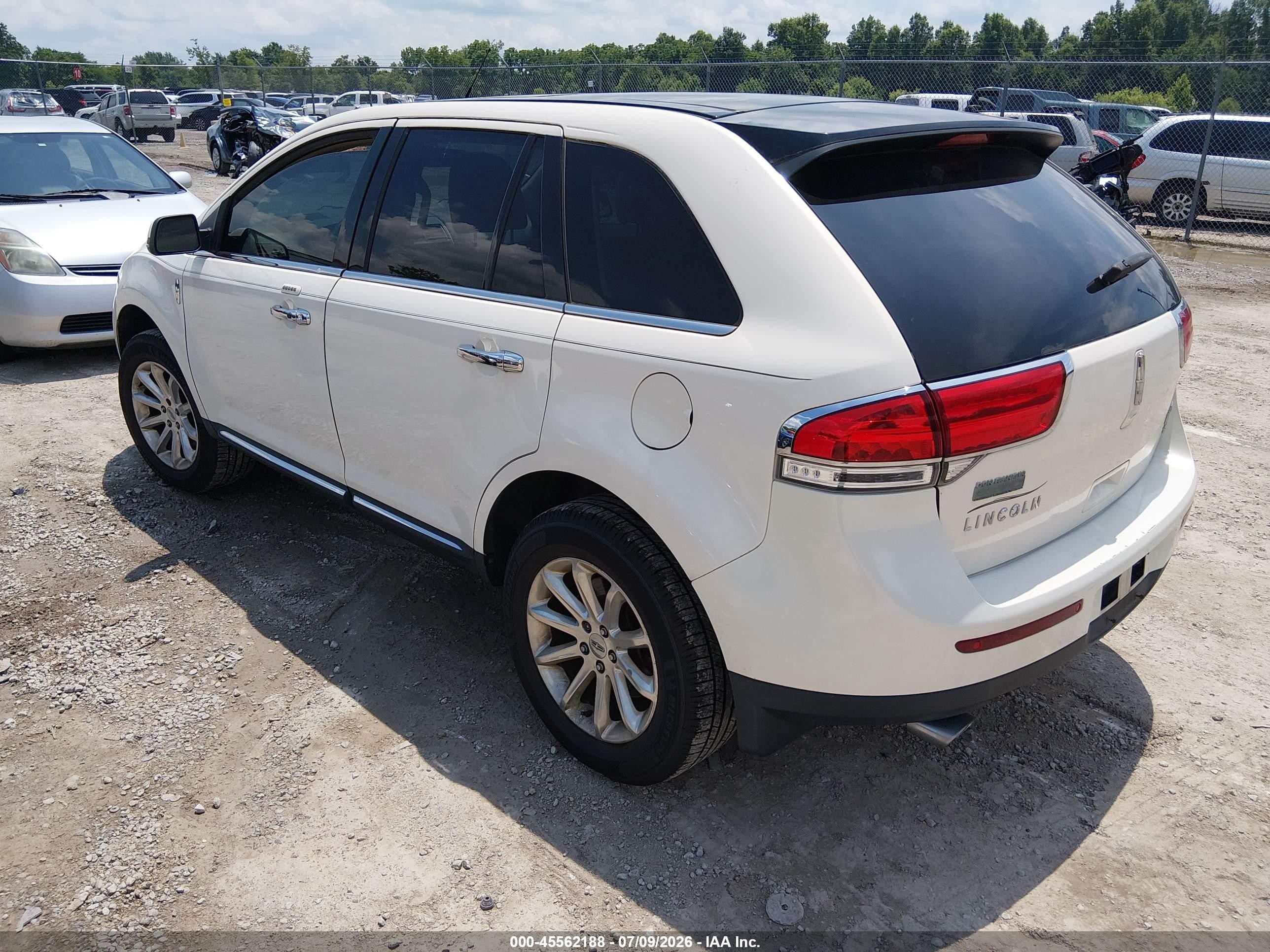 2012 Lincoln Mkx   White vin: 2LMDJ8JK0CBL05403