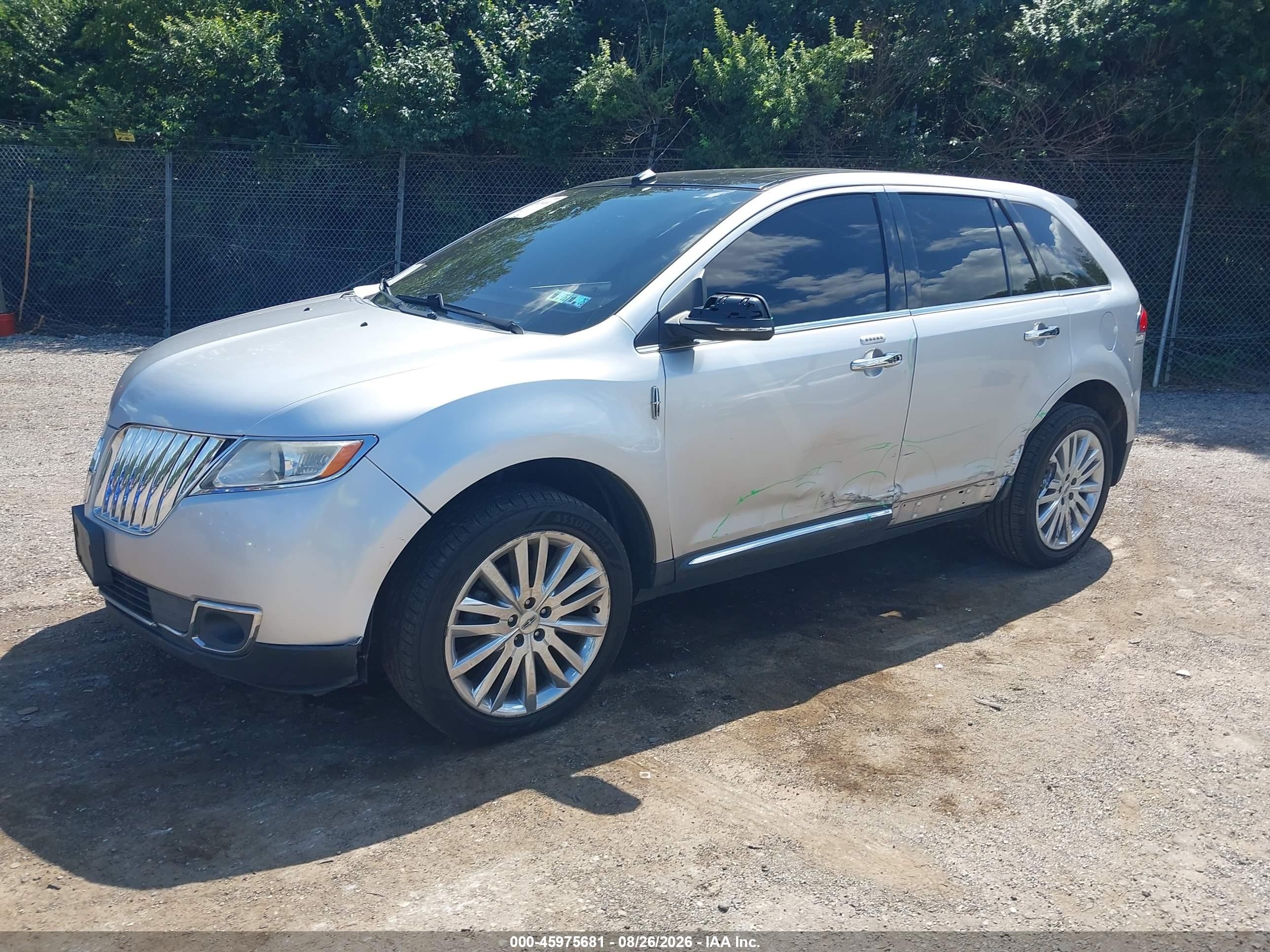 2012 Lincoln Mkx   Silver vin: 2LMDJ8JK0CBL16188