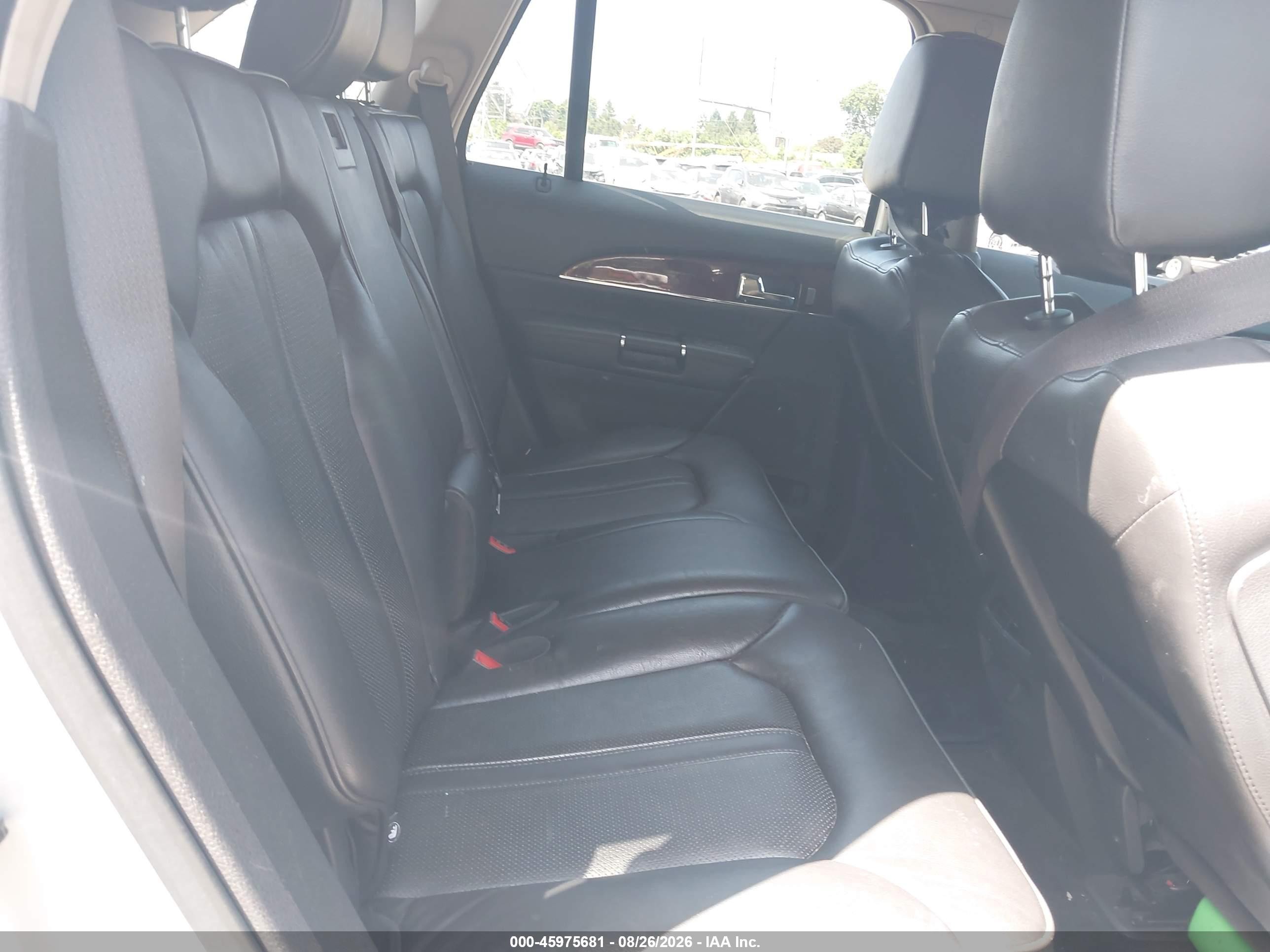 2012 Lincoln Mkx   Silver vin: 2LMDJ8JK0CBL16188