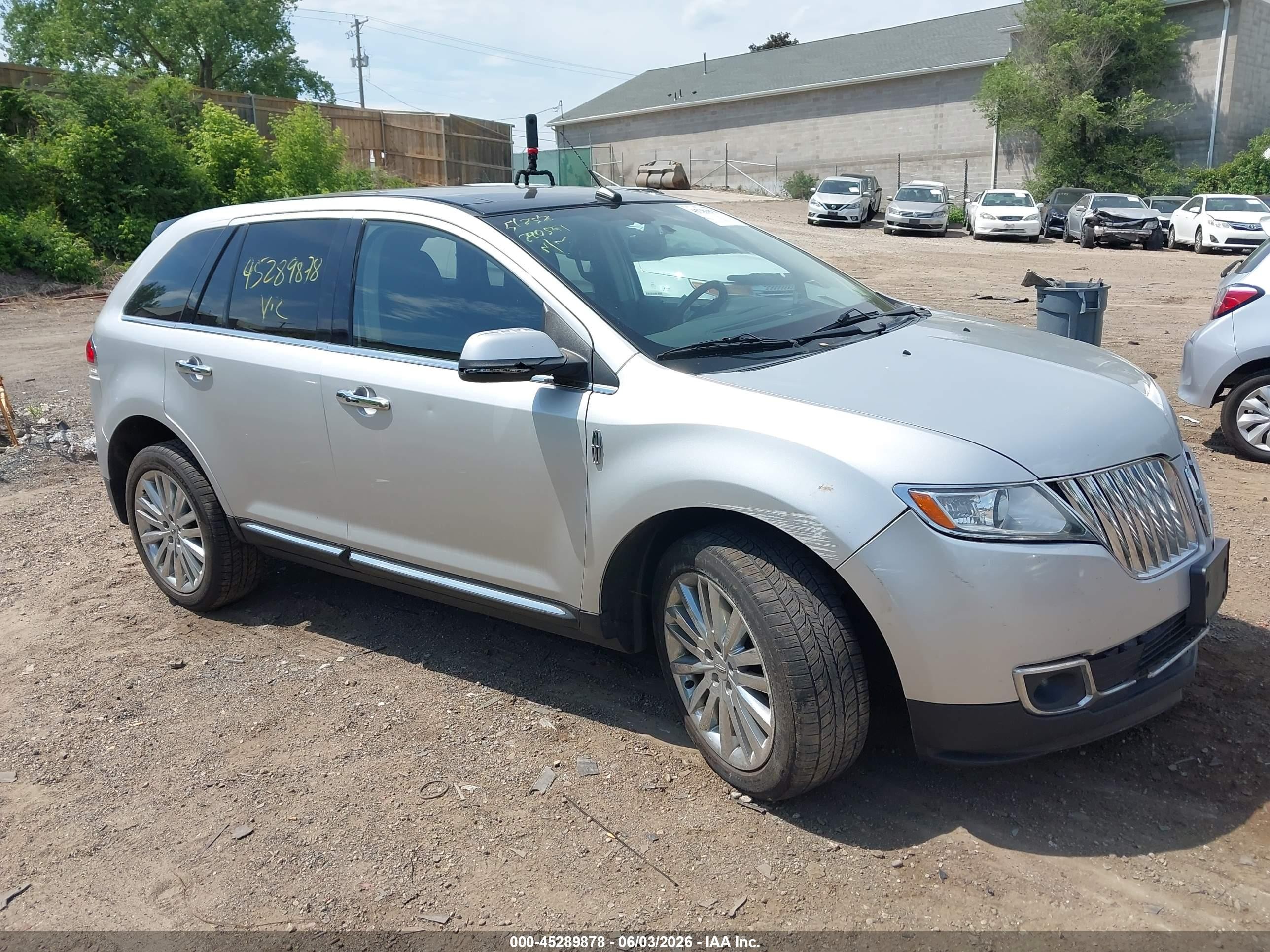 2013 Lincoln Mkx   Silver vin: 2LMDJ8JK0DBL37060