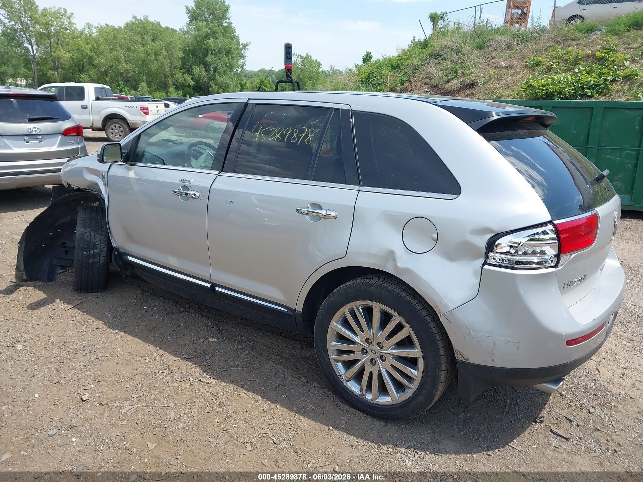 2013 Lincoln Mkx   Silver vin: 2LMDJ8JK0DBL37060