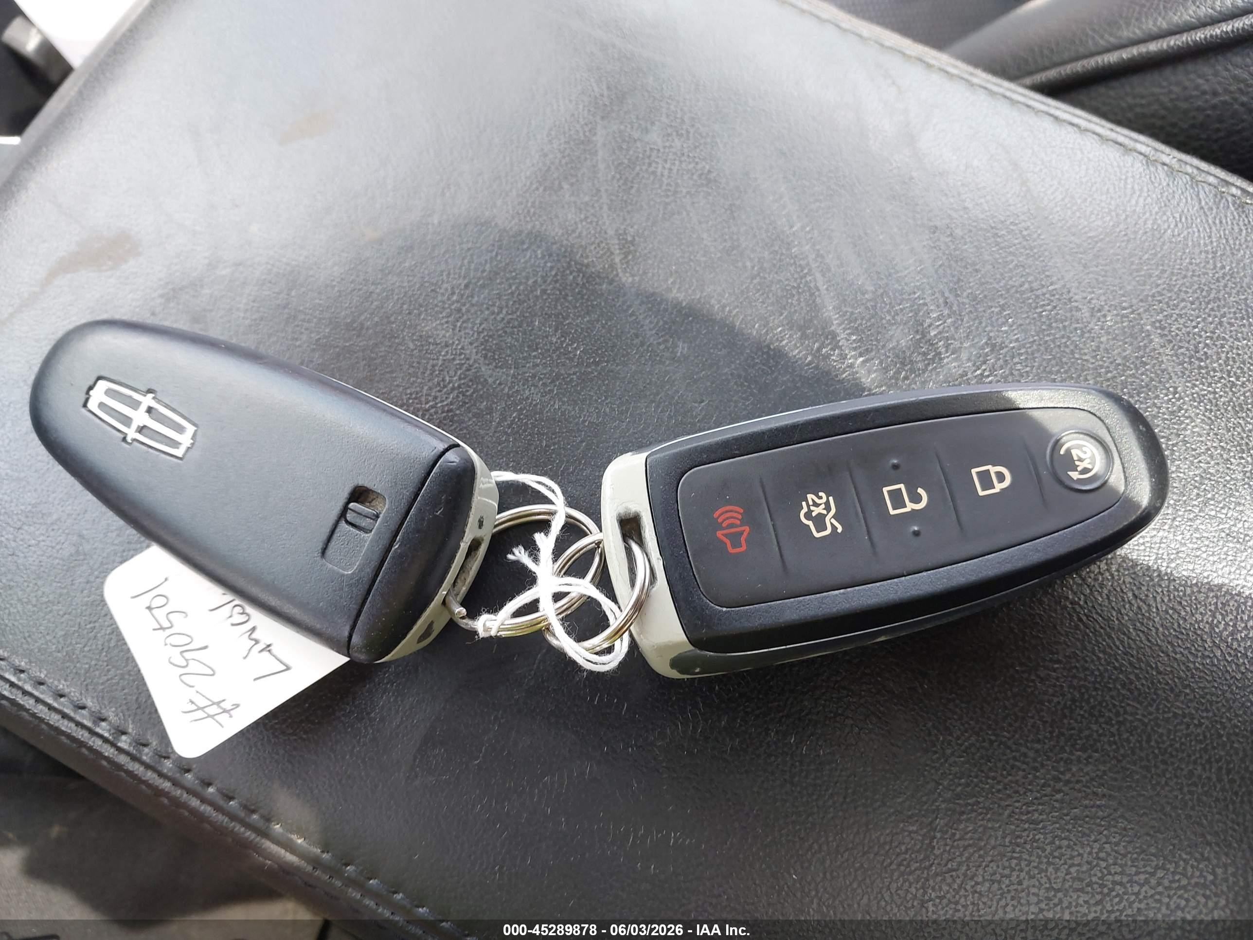 2013 Lincoln Mkx   Silver vin: 2LMDJ8JK0DBL37060