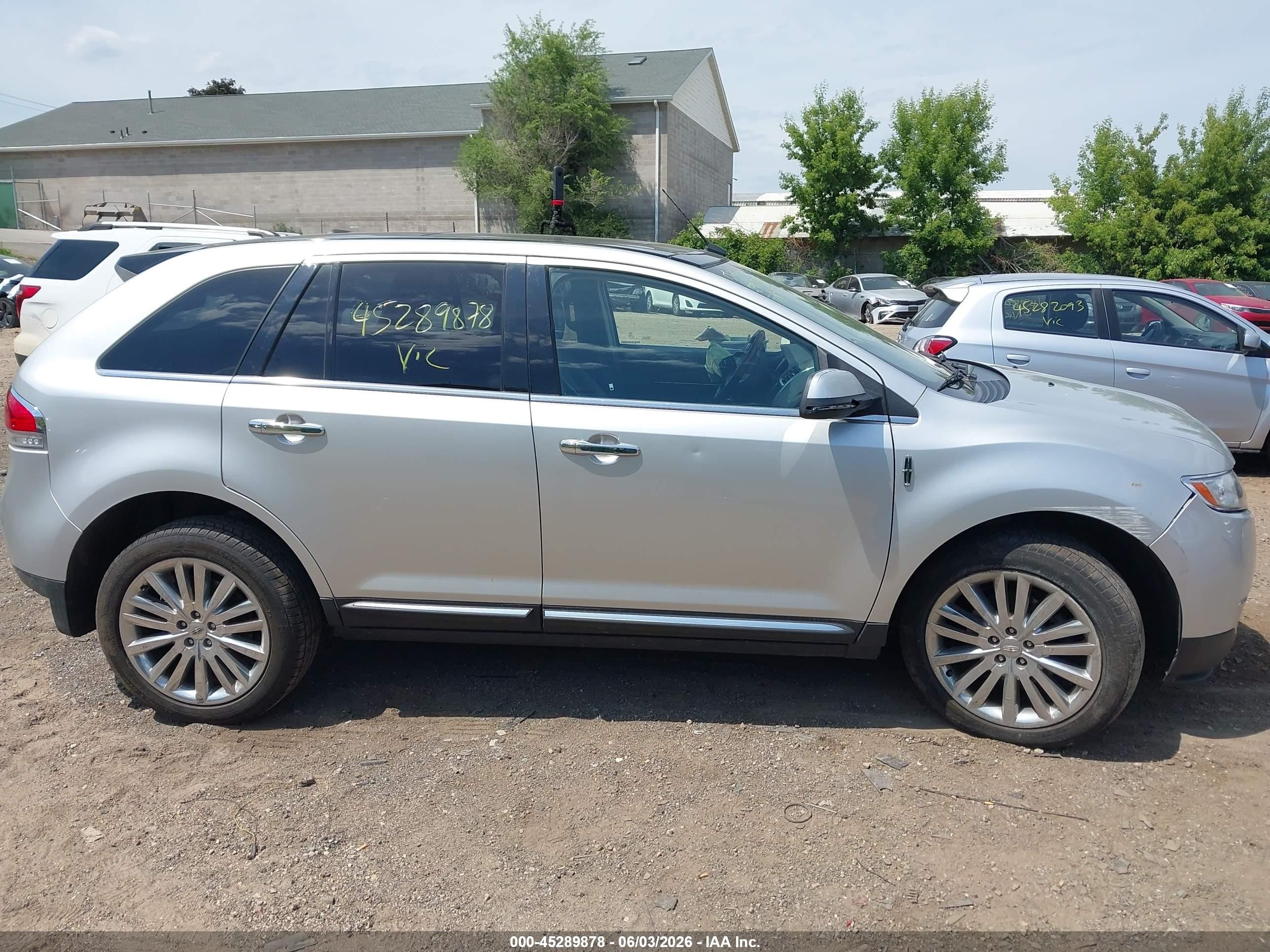 2013 Lincoln Mkx   Silver vin: 2LMDJ8JK0DBL37060