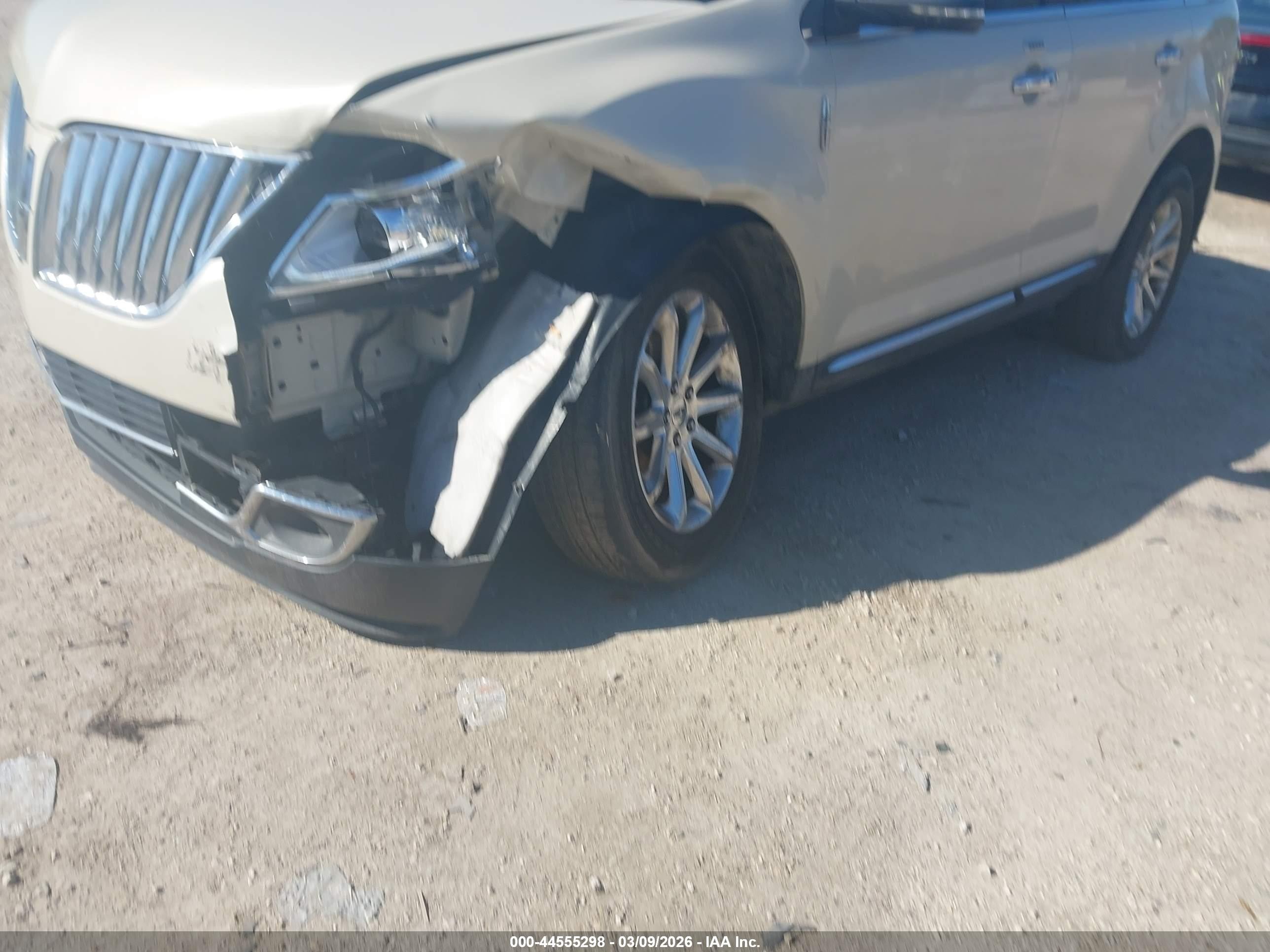 2015 Lincoln Mkx Бежевый vin: 2LMDJ8JK0FBL28250
