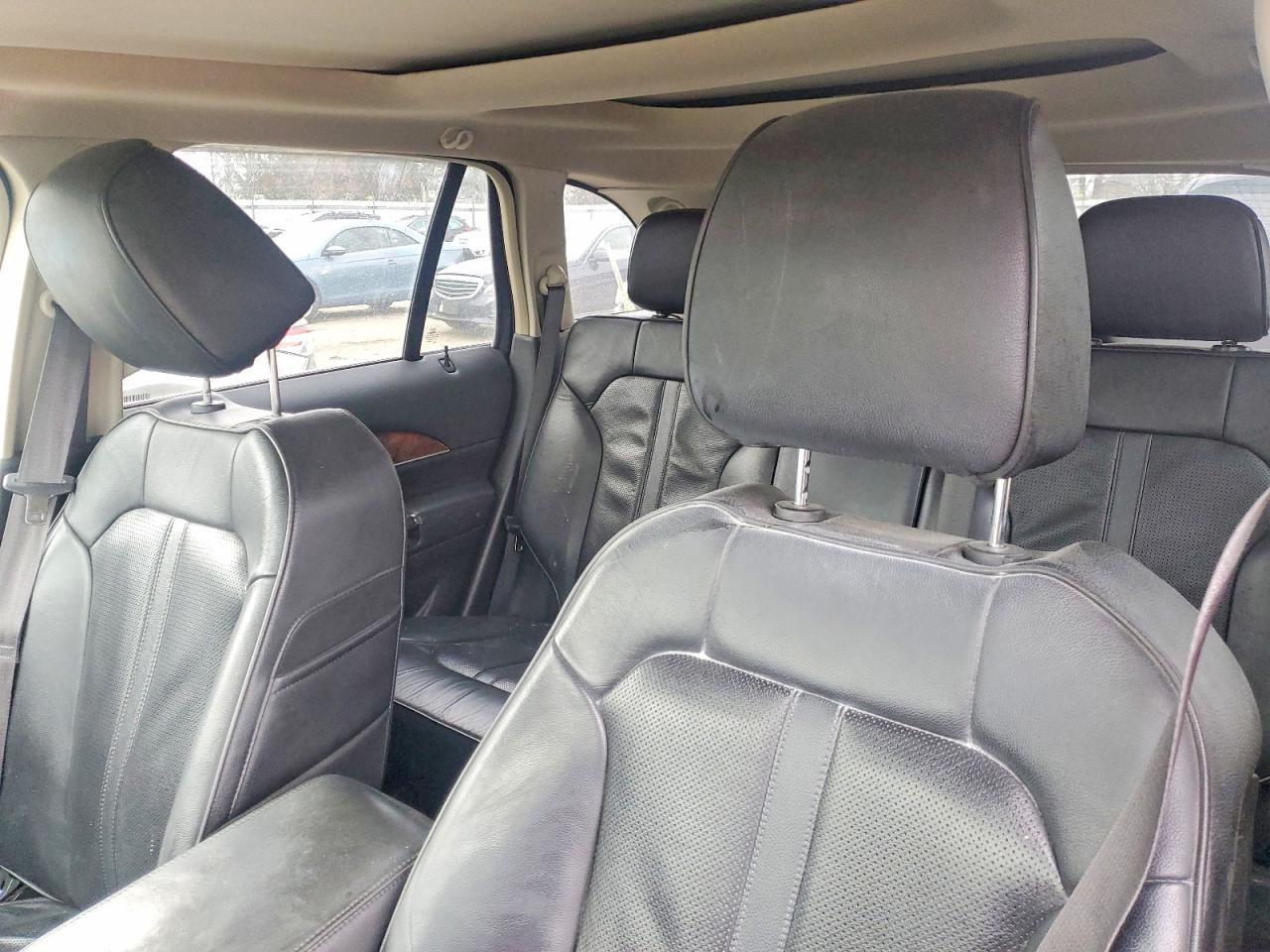 2015 Lincoln Mkx Черный vin: 2LMDJ8JK0FBL34730