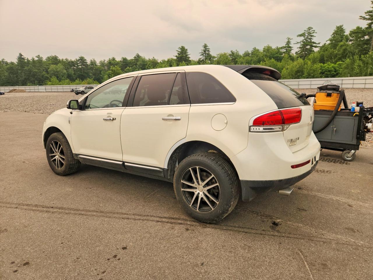 2013 Lincoln Mkx Кремовый vin: 2LMDJ8JK1DBL14094