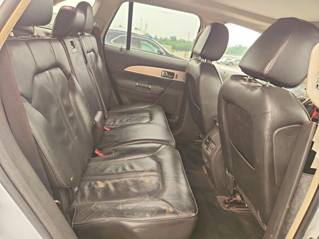 2013 Lincoln Mkx Кремовый vin: 2LMDJ8JK1DBL14094