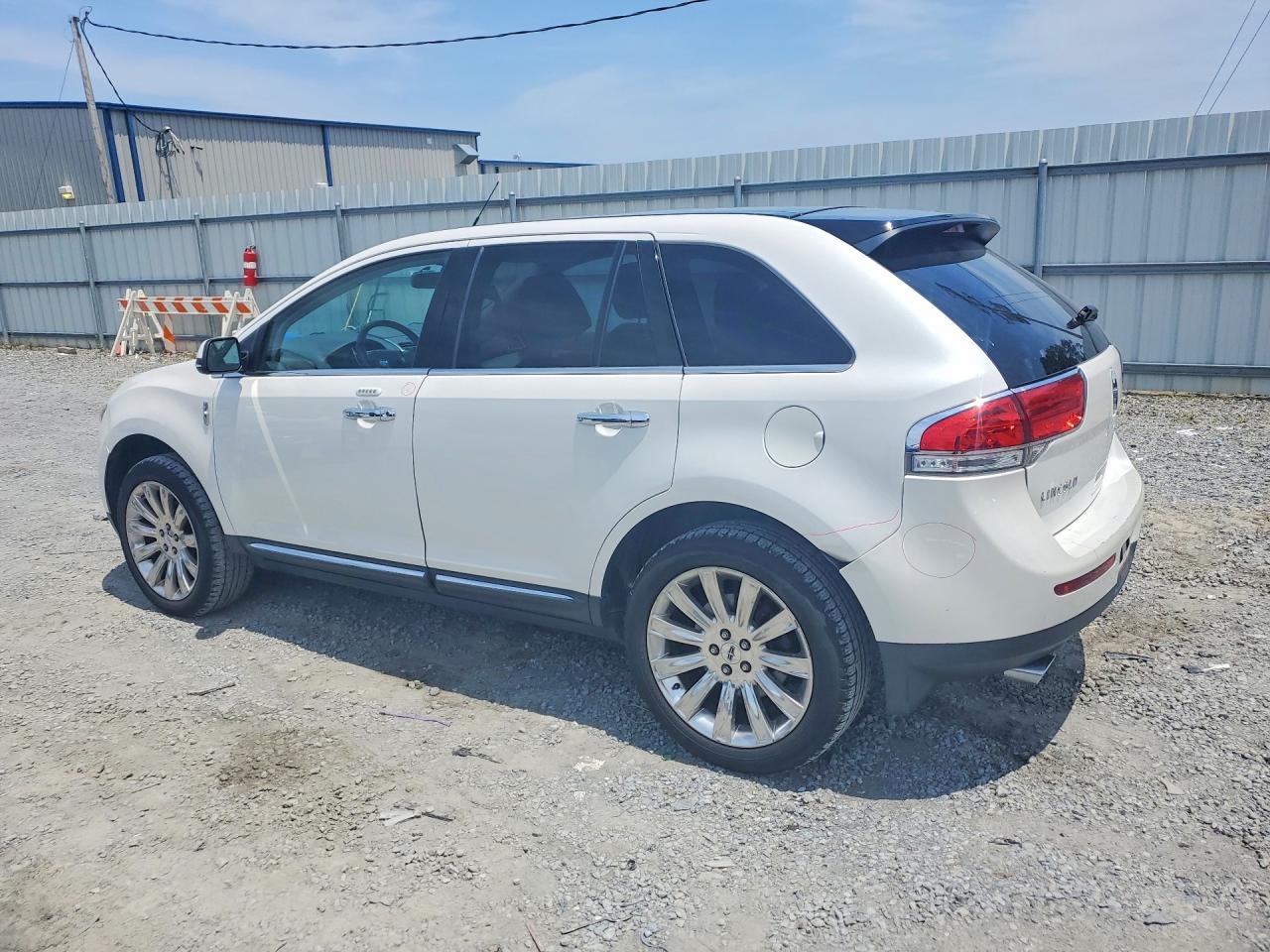2013 Lincoln Mkx White vin: 2LMDJ8JK1DBL25015