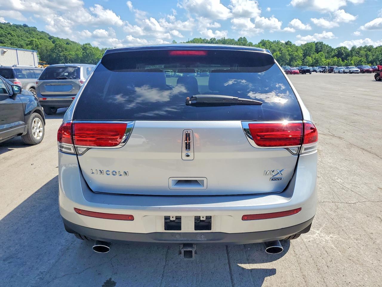2013 Lincoln Mkx Silver vin: 2LMDJ8JK1DBL40341