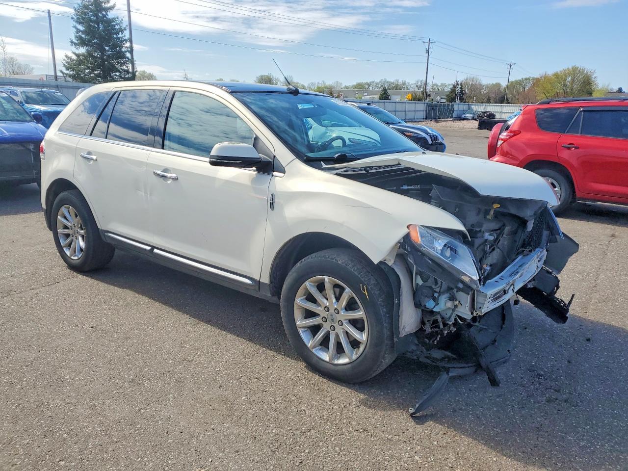 2013 Lincoln Mkx White vin: 2LMDJ8JK1DBL40873