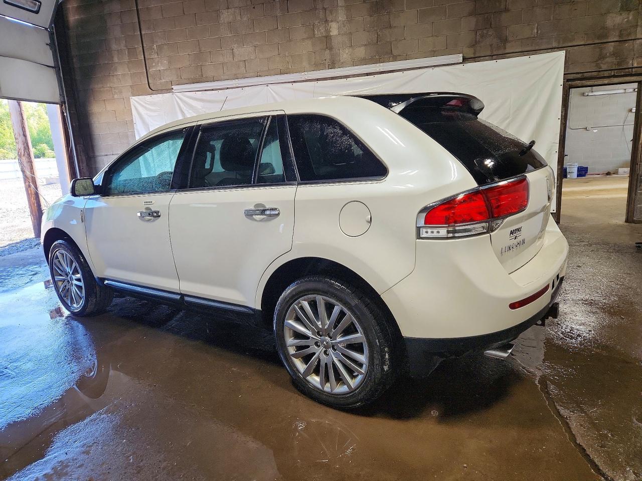 2014 Lincoln Mkx White vin: 2LMDJ8JK1EBL07051