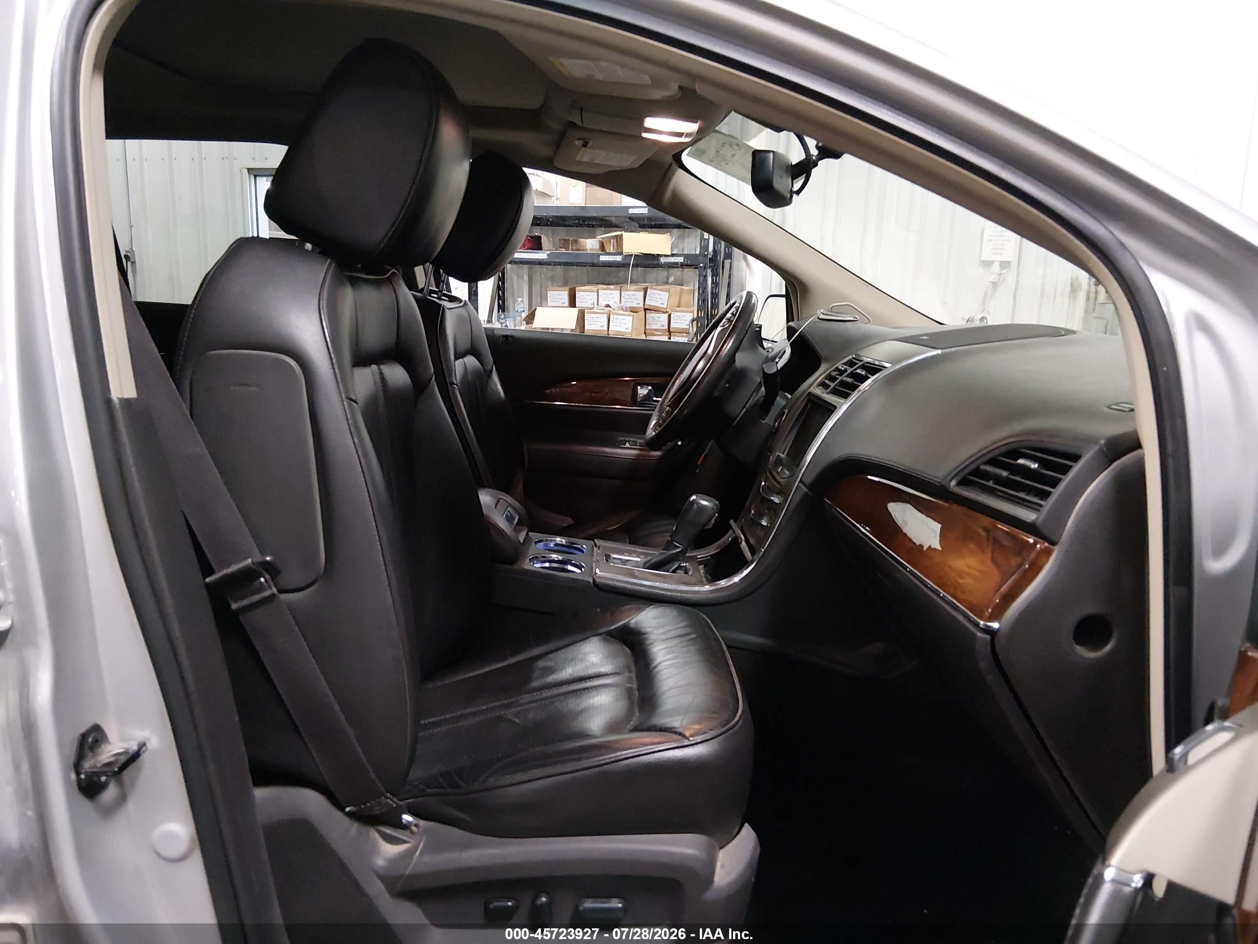2014 Lincoln Mkx   Silver vin: 2LMDJ8JK1EBL12461