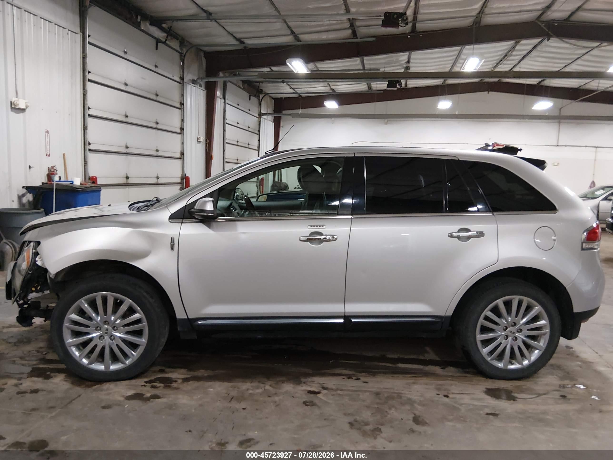 2014 Lincoln Mkx   Silver vin: 2LMDJ8JK1EBL12461