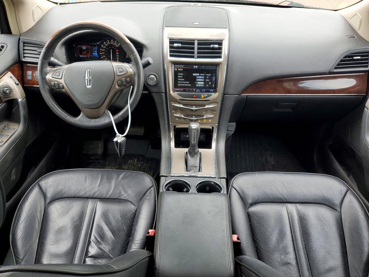 2015 Lincoln Mkx Red vin: 2LMDJ8JK1FBL24188