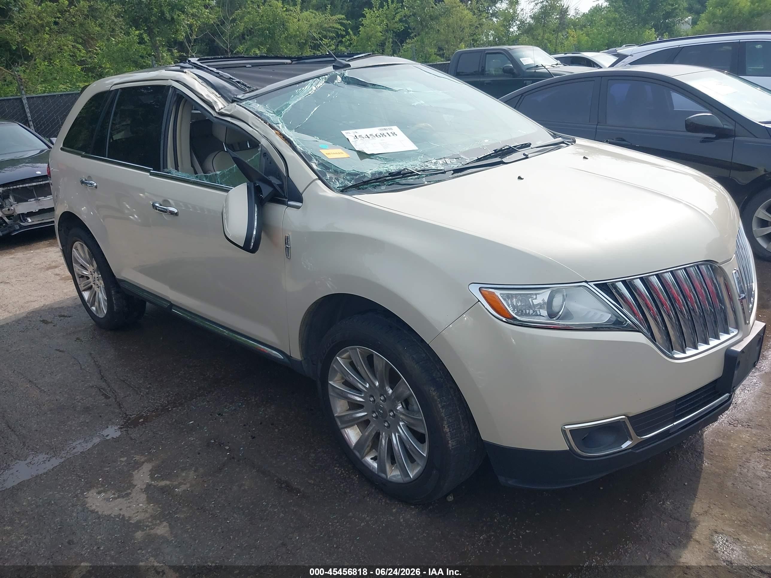 2015 Lincoln Mkx   Beige vin: 2LMDJ8JK1FBL31819
