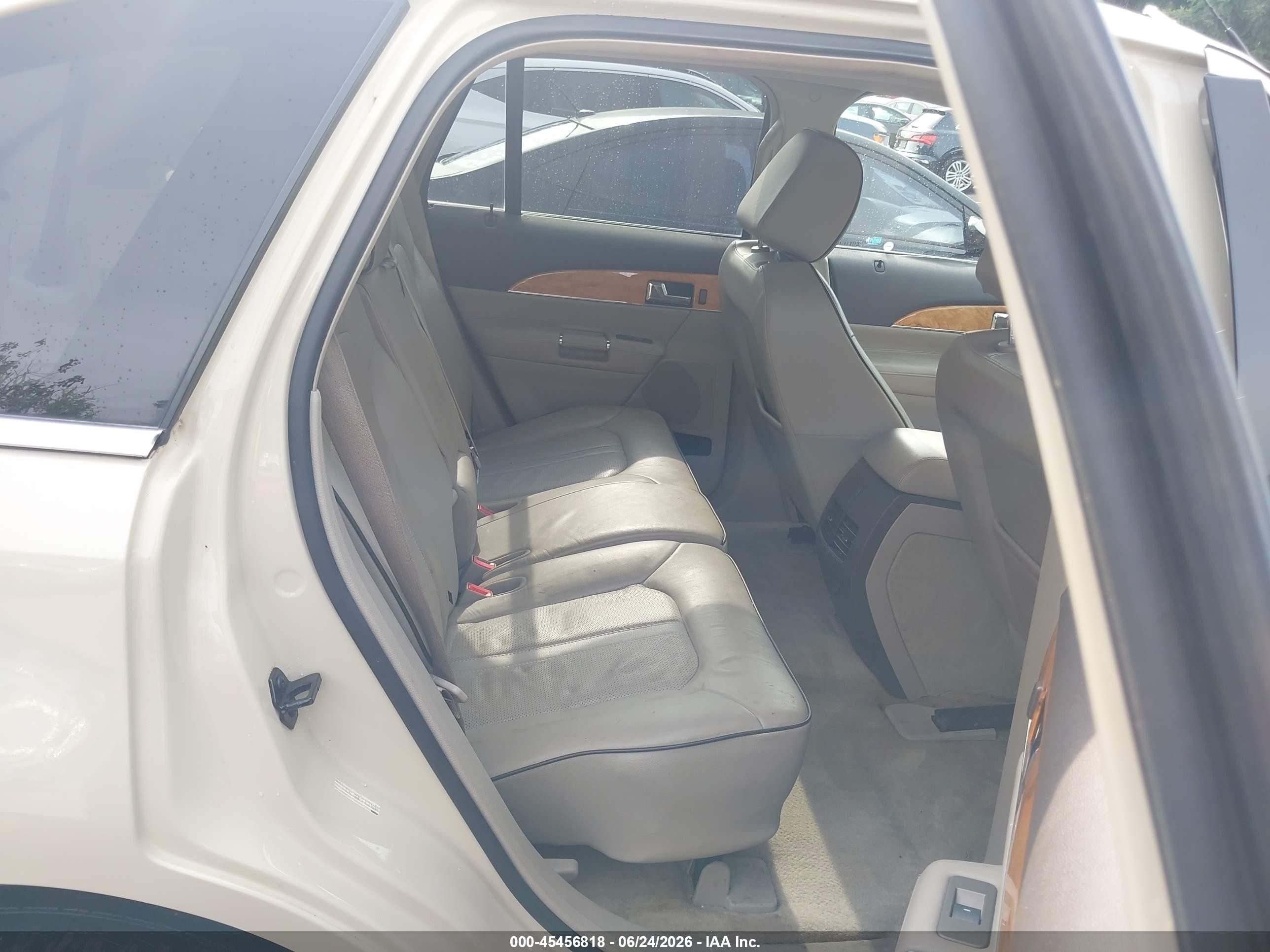 2015 Lincoln Mkx   Beige vin: 2LMDJ8JK1FBL31819