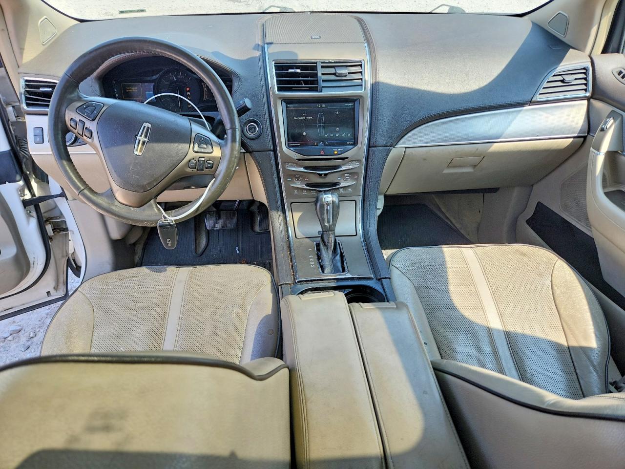 2011 Lincoln Mkx White vin: 2LMDJ8JK2BBJ00373