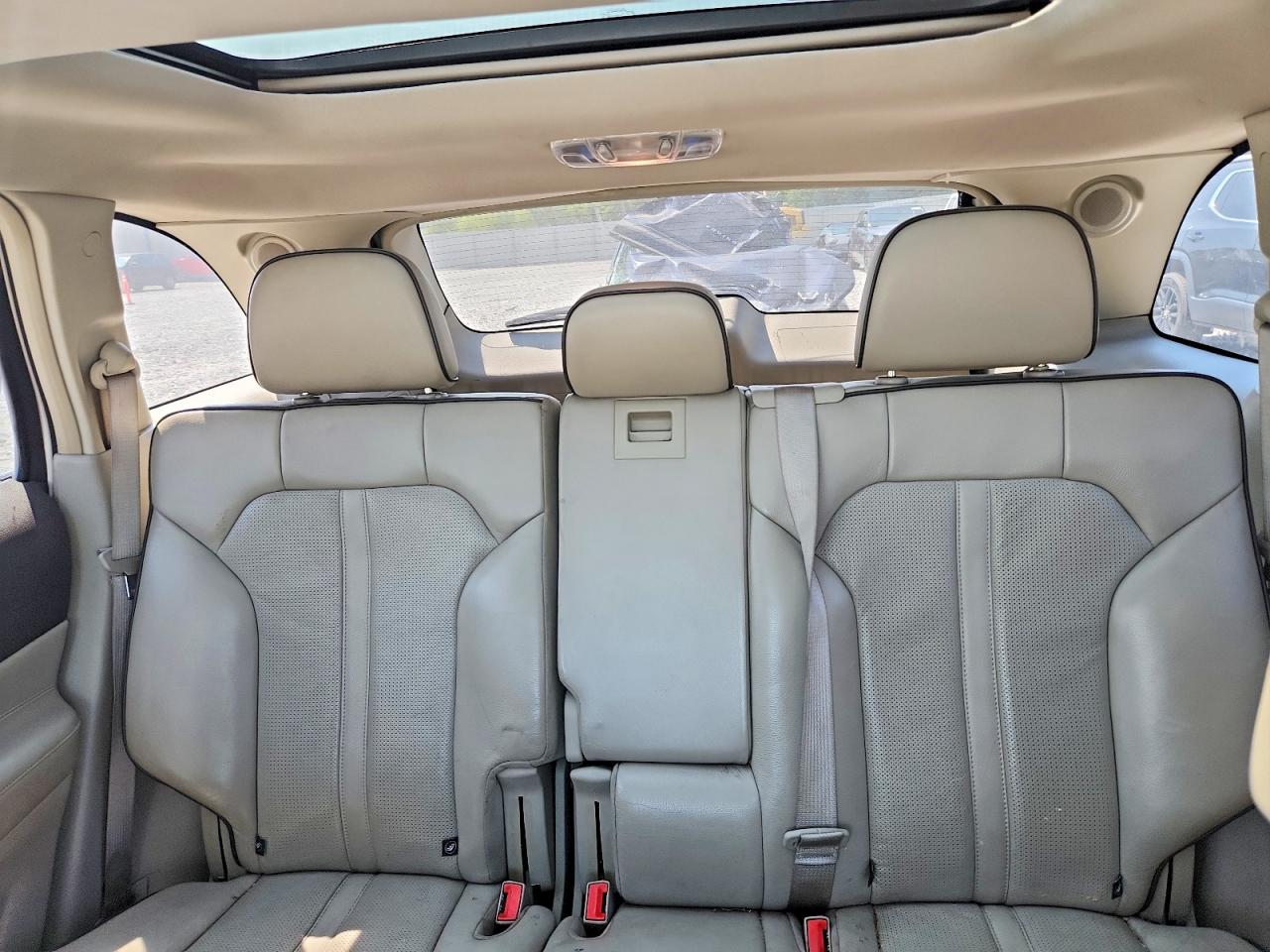 2011 Lincoln Mkx White vin: 2LMDJ8JK2BBJ00373