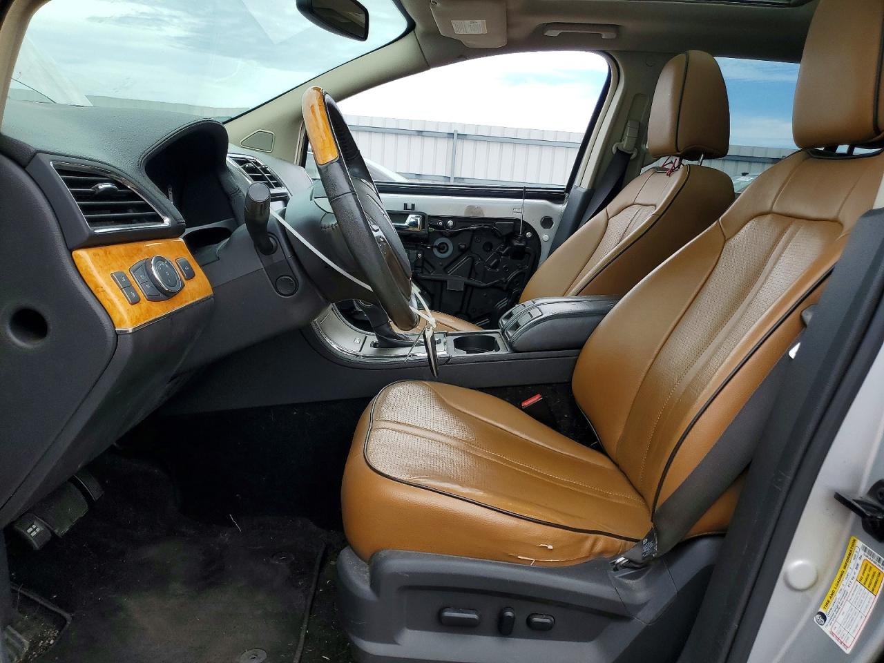 2011 Lincoln Mkx Silver vin: 2LMDJ8JK2BBJ00406