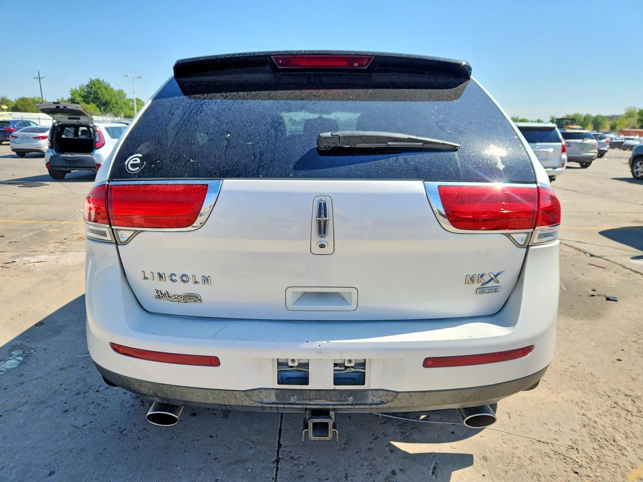 2011 Lincoln Mkx White vin: 2LMDJ8JK2BBJ12300