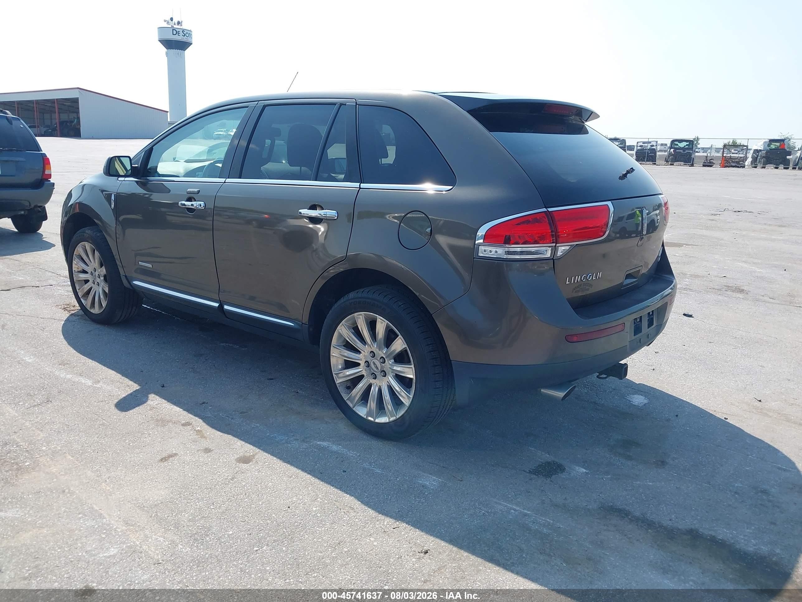 2011 Lincoln Mkx   Brown vin: 2LMDJ8JK2BBJ18095