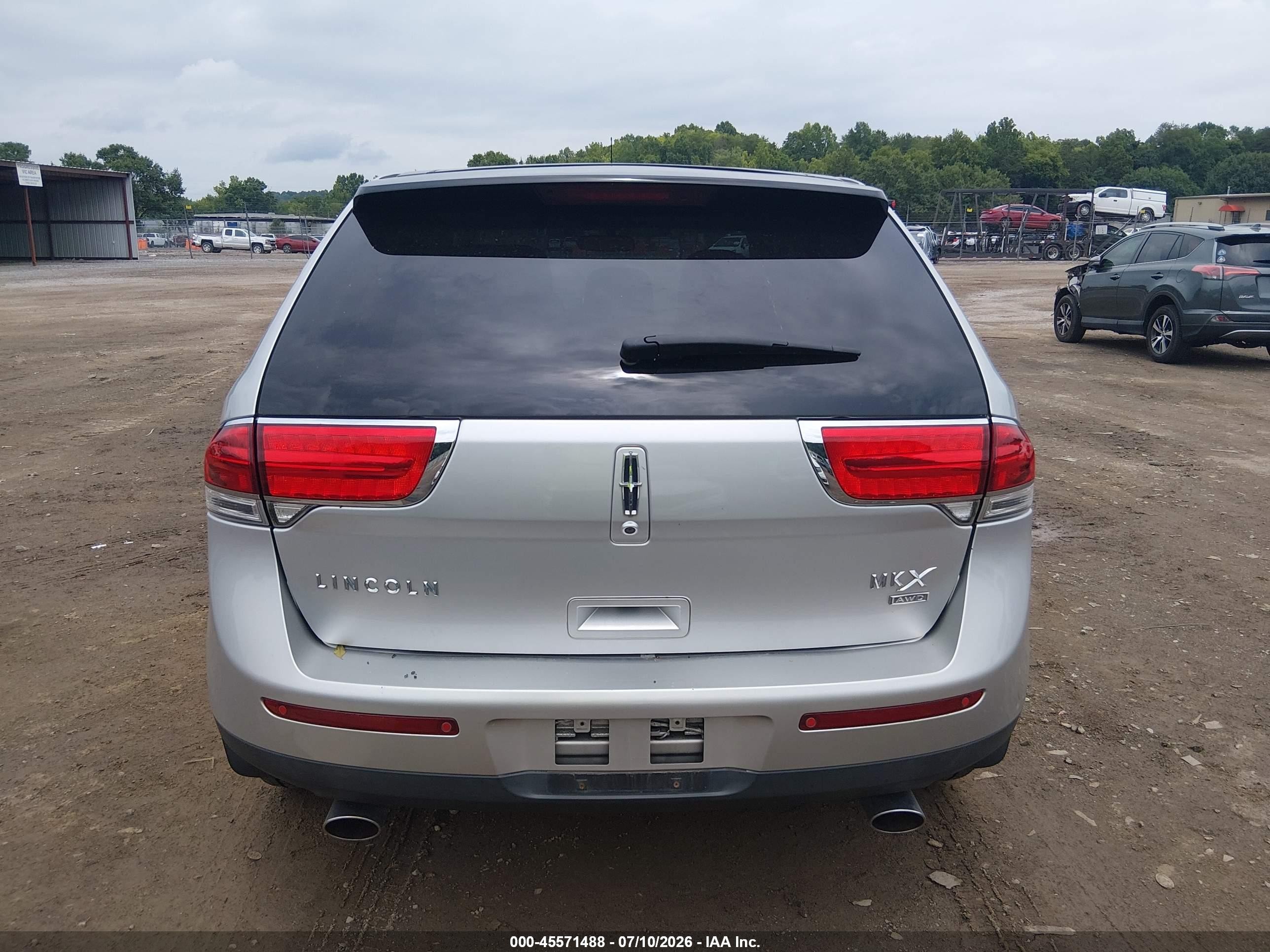 2011 Lincoln Mkx   Silver vin: 2LMDJ8JK2BBJ28173