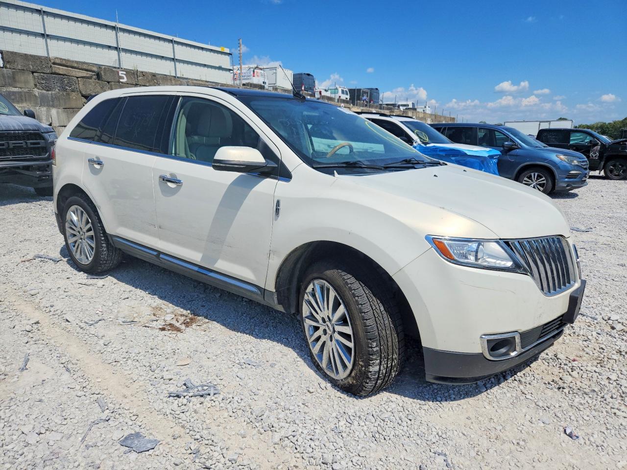 2013 Lincoln Mkx White vin: 2LMDJ8JK2DBL09731