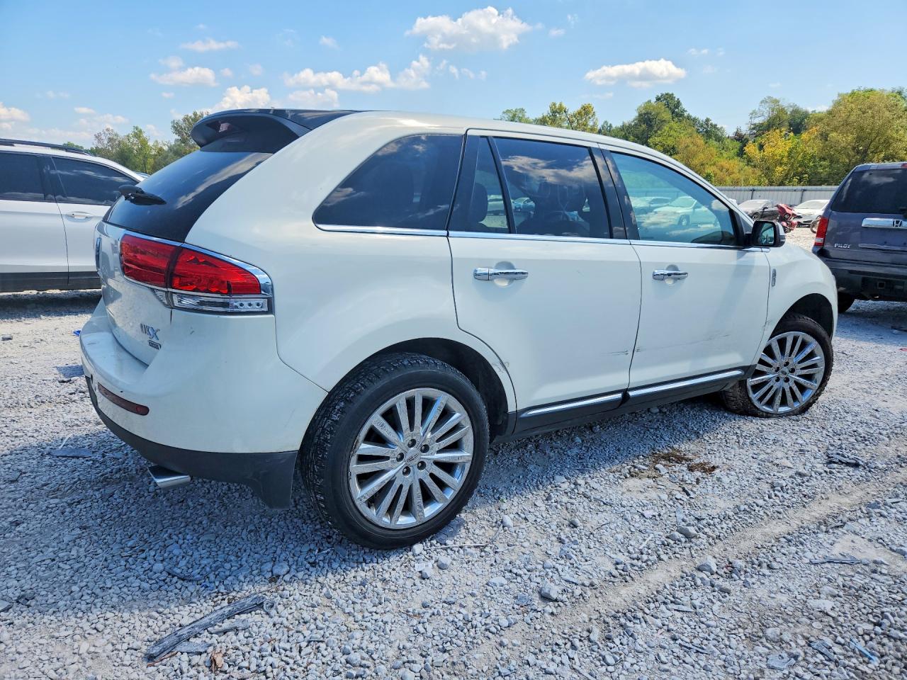 2013 Lincoln Mkx White vin: 2LMDJ8JK2DBL09731