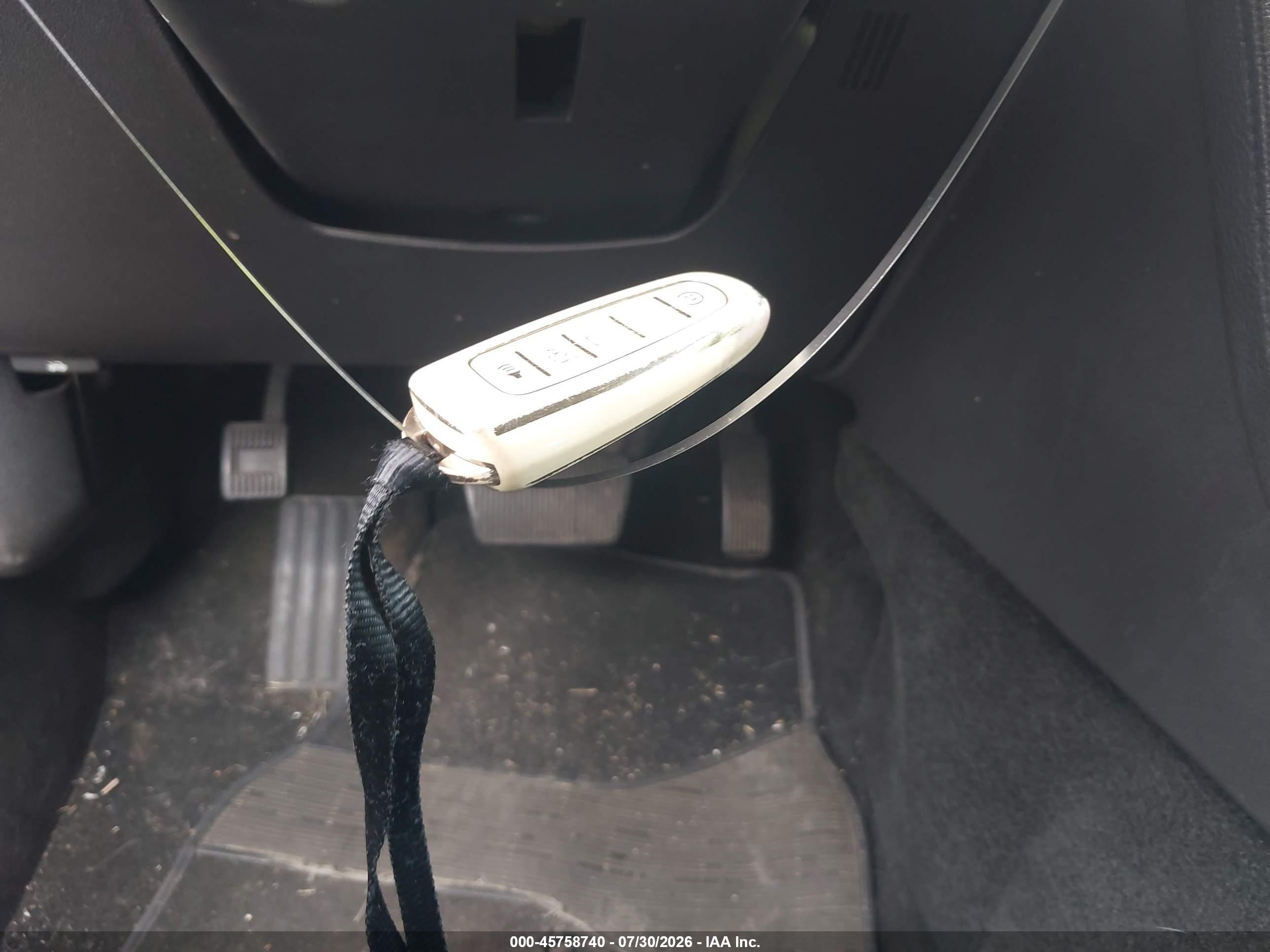 2013 Lincoln Mkx   White vin: 2LMDJ8JK2DBL47301