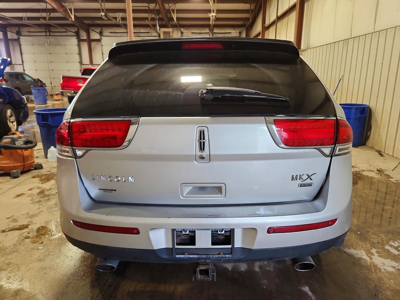 2014 Lincoln Mkx Silver vin: 2LMDJ8JK2EBL02179