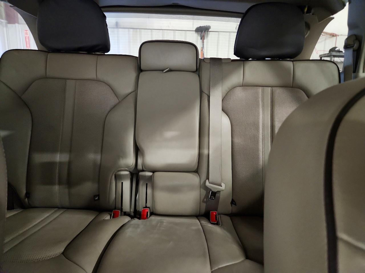 2014 Lincoln Mkx Silver vin: 2LMDJ8JK2EBL02179