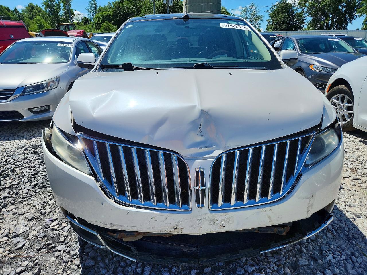 2011 Lincoln Mkx White vin: 2LMDJ8JK3BBJ22933