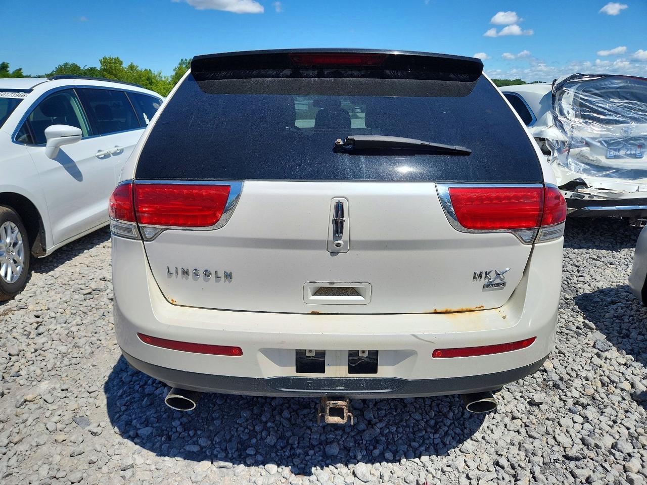 2011 Lincoln Mkx White vin: 2LMDJ8JK3BBJ22933