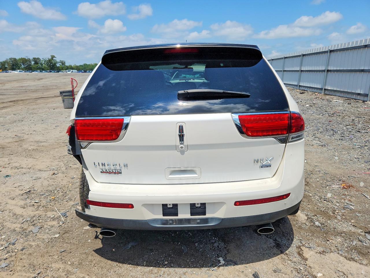 2015 Lincoln Mkx White vin: 2LMDJ8JK3FBL28212