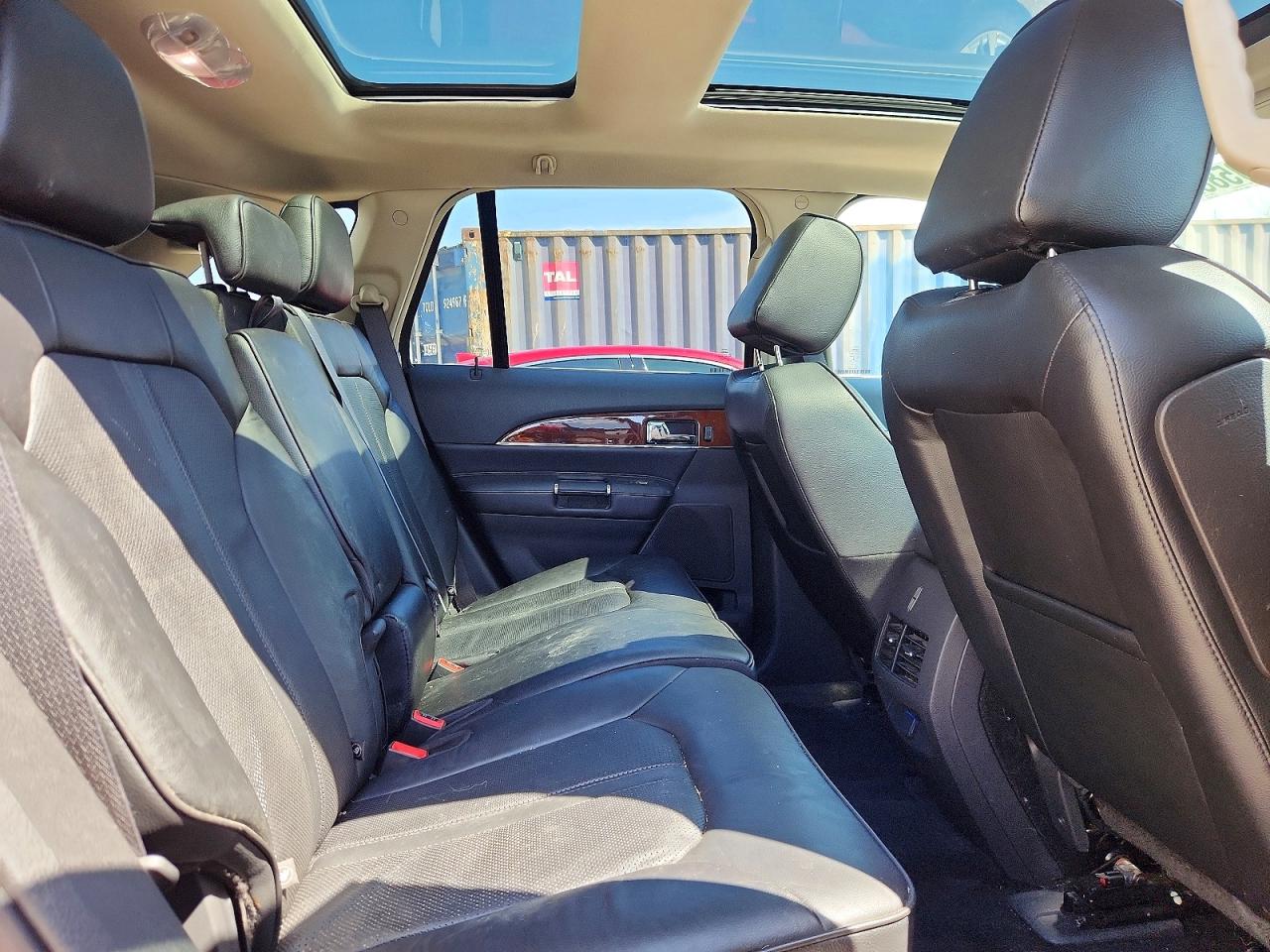 2015 Lincoln Mkx Red vin: 2LMDJ8JK3FBL31059