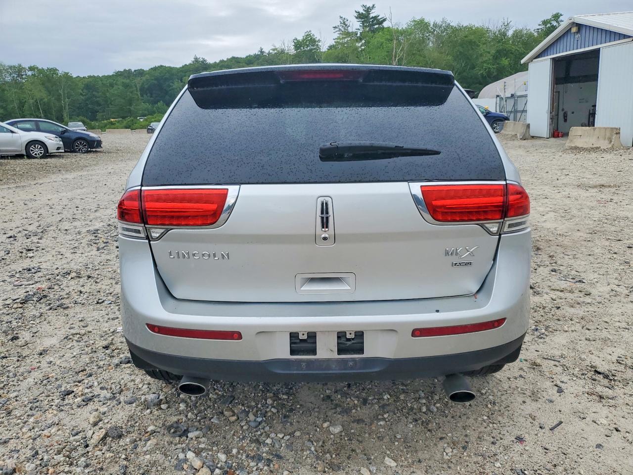 2011 Lincoln Mkx Silver vin: 2LMDJ8JK4BBJ09768