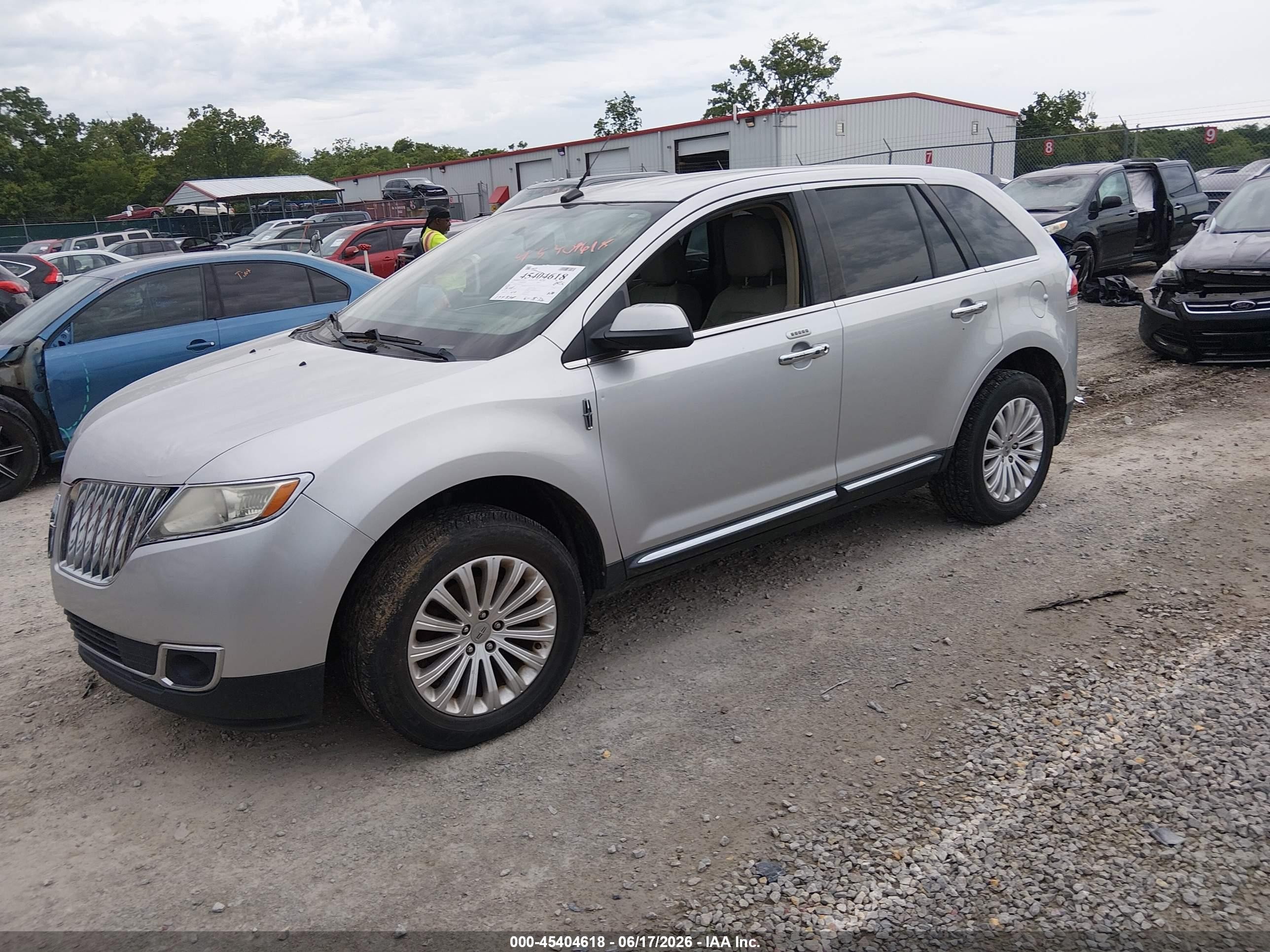 2011 Lincoln Mkx   Gray vin: 2LMDJ8JK4BBJ27574
