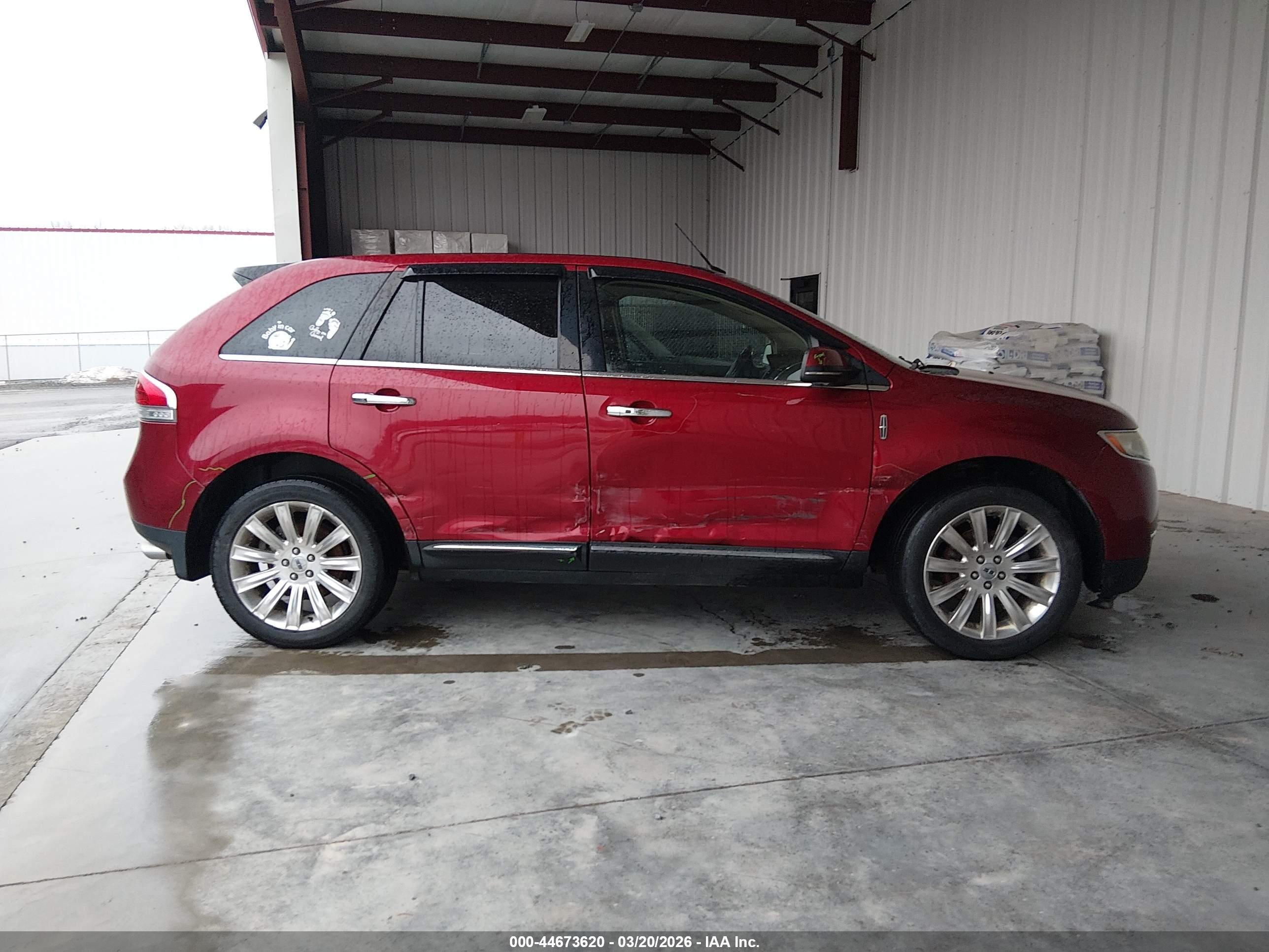 2013 Lincoln Mkx   Красный vin: 2LMDJ8JK4DBL16857
