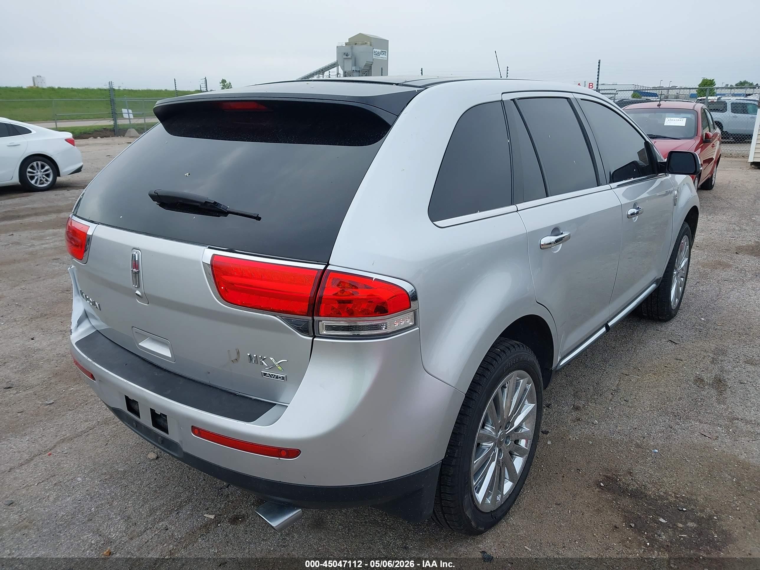 2015 Lincoln Mkx   Silver vin: 2LMDJ8JK4FBL27022