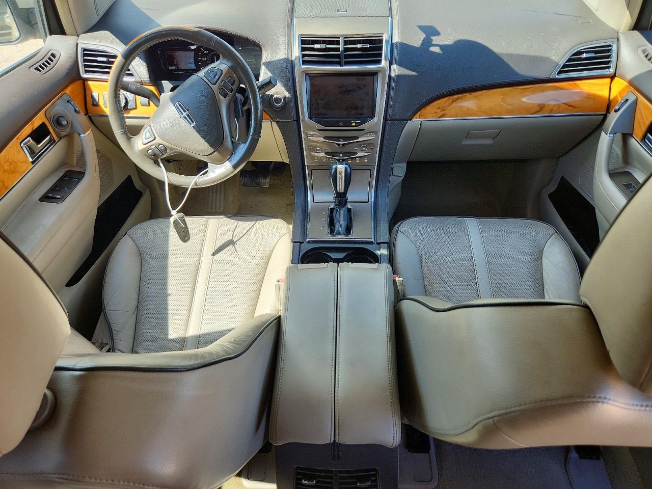 2011 Lincoln Mkx Gold vin: 2LMDJ8JK5BBJ30953