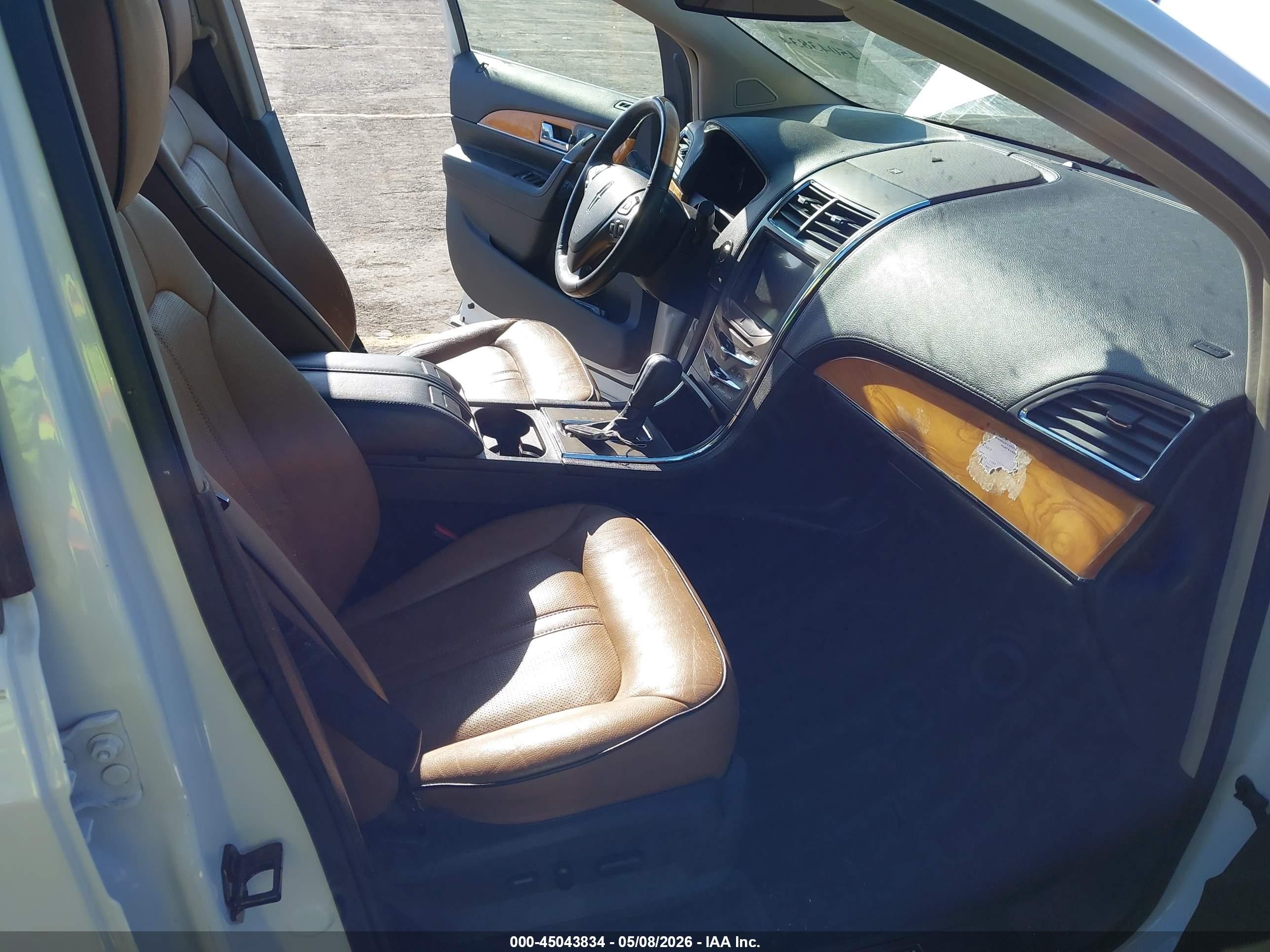 2012 Lincoln Mkx   White vin: 2LMDJ8JK5CBL17773