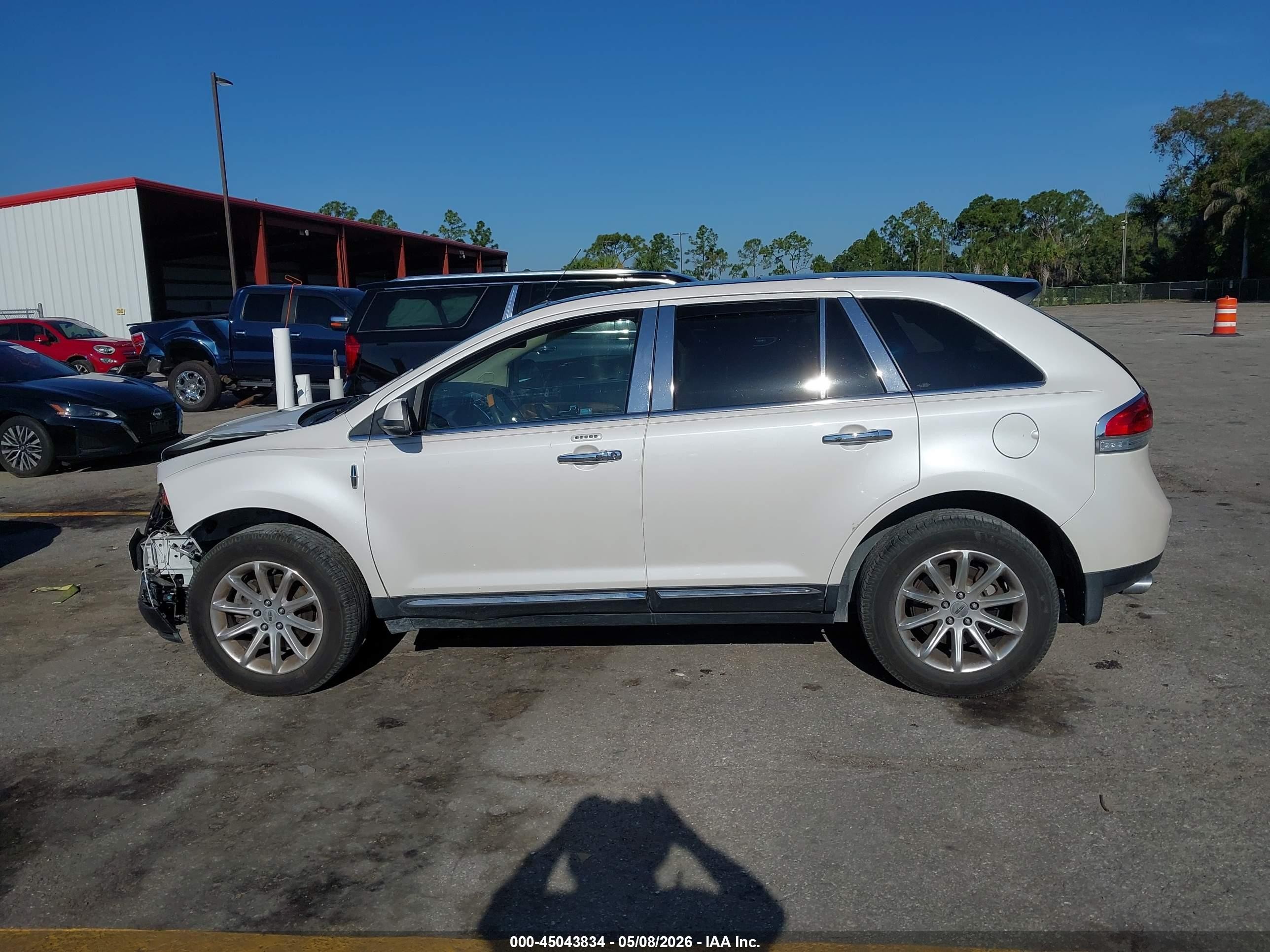 2012 Lincoln Mkx   White vin: 2LMDJ8JK5CBL17773