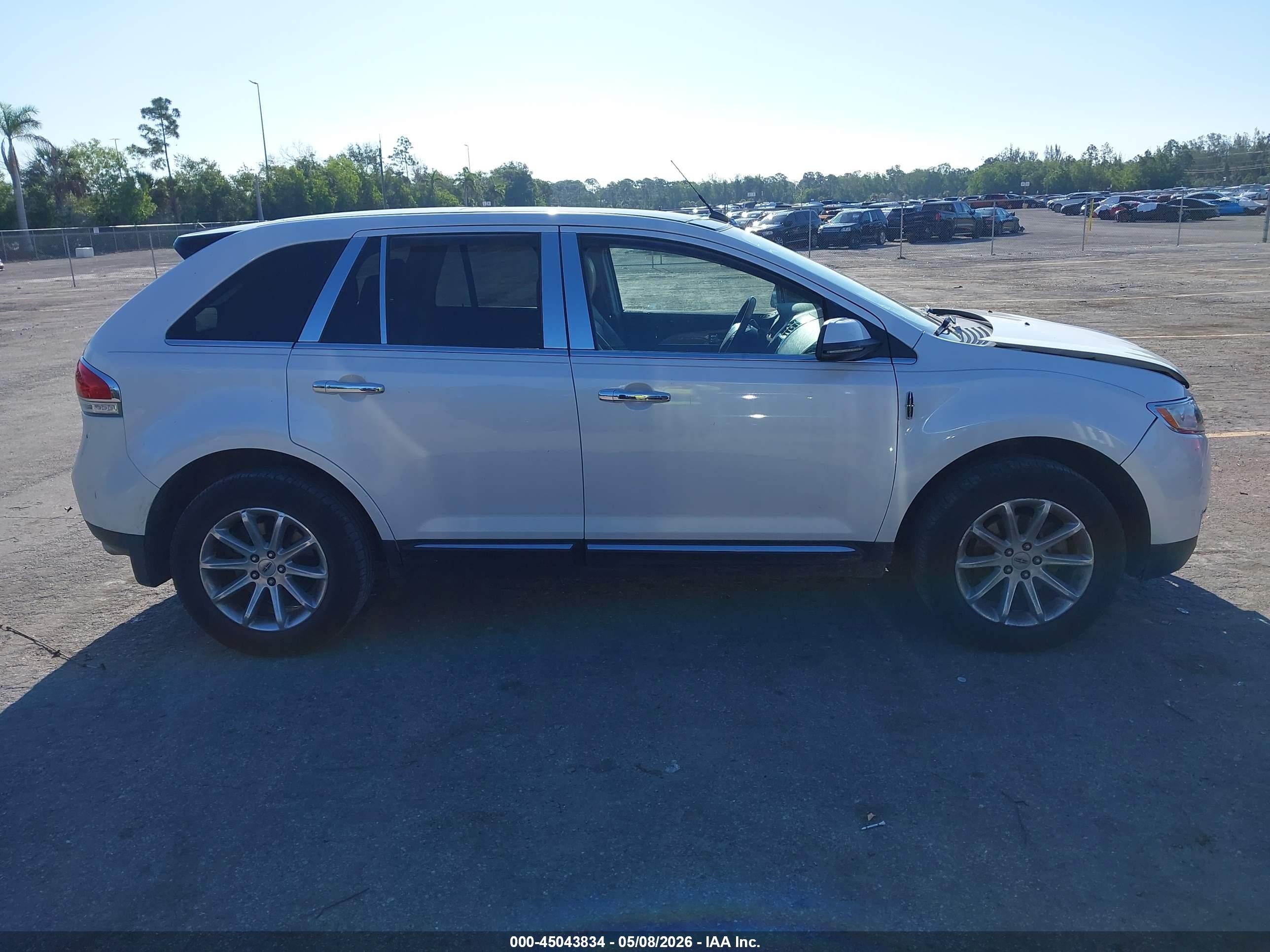 2012 Lincoln Mkx   White vin: 2LMDJ8JK5CBL17773