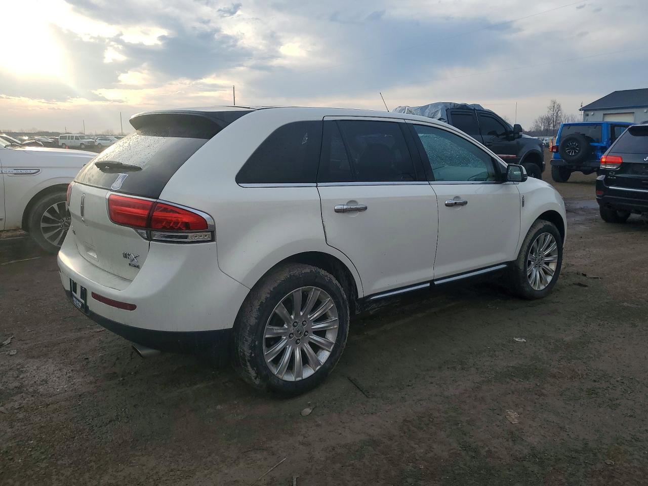 2013 Lincoln Mkx White vin: 2LMDJ8JK5DBL05687